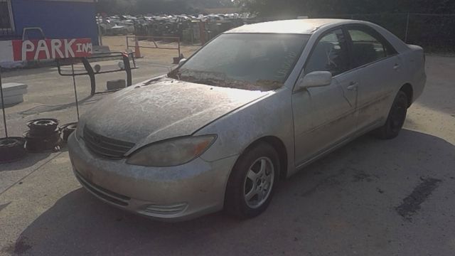 2002 TOYOTA Camry