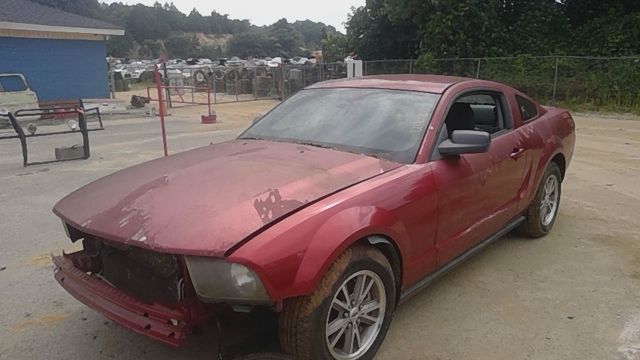 2005 FORD Mustang