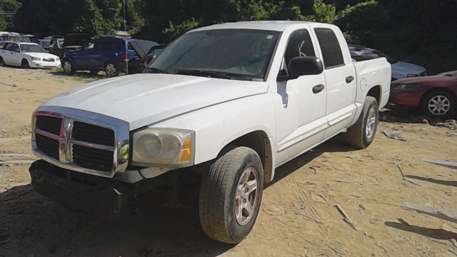 2005 DODGE Dakota