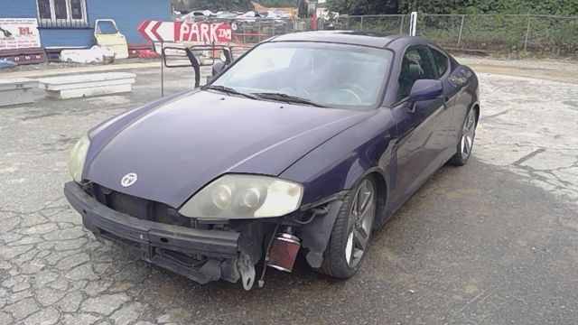 2004 HYUNDAI Tiburon