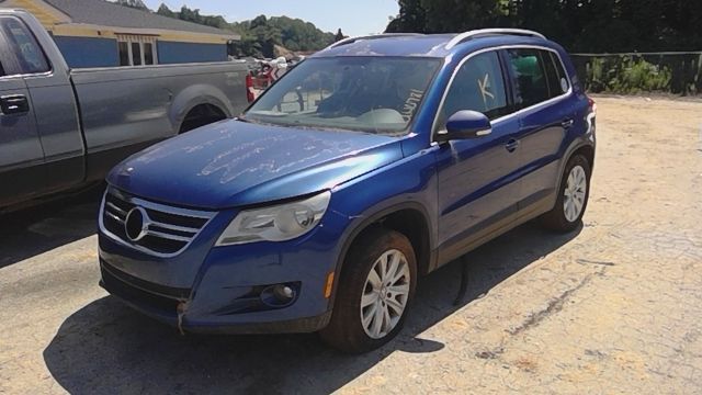 2009 VOLKSWAGEN Tiguan