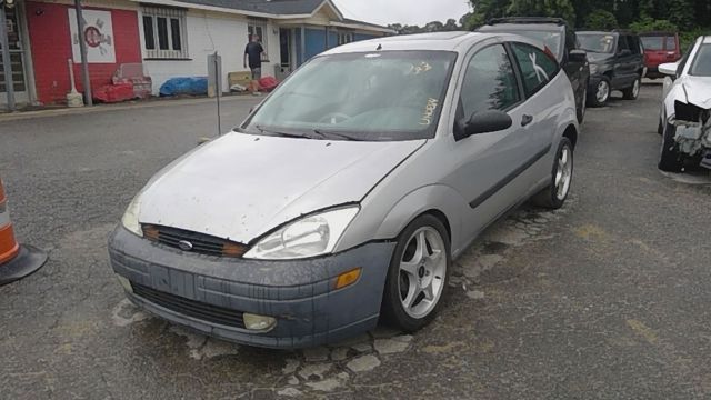 2001 FORD Focus