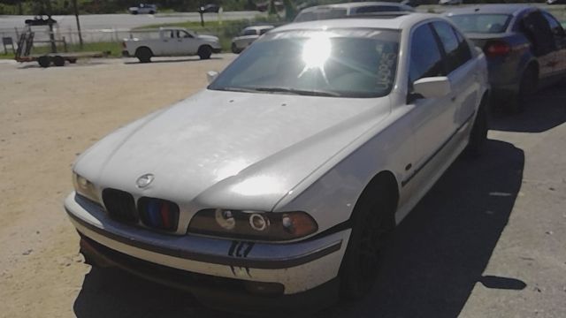 1999 BMW 528i