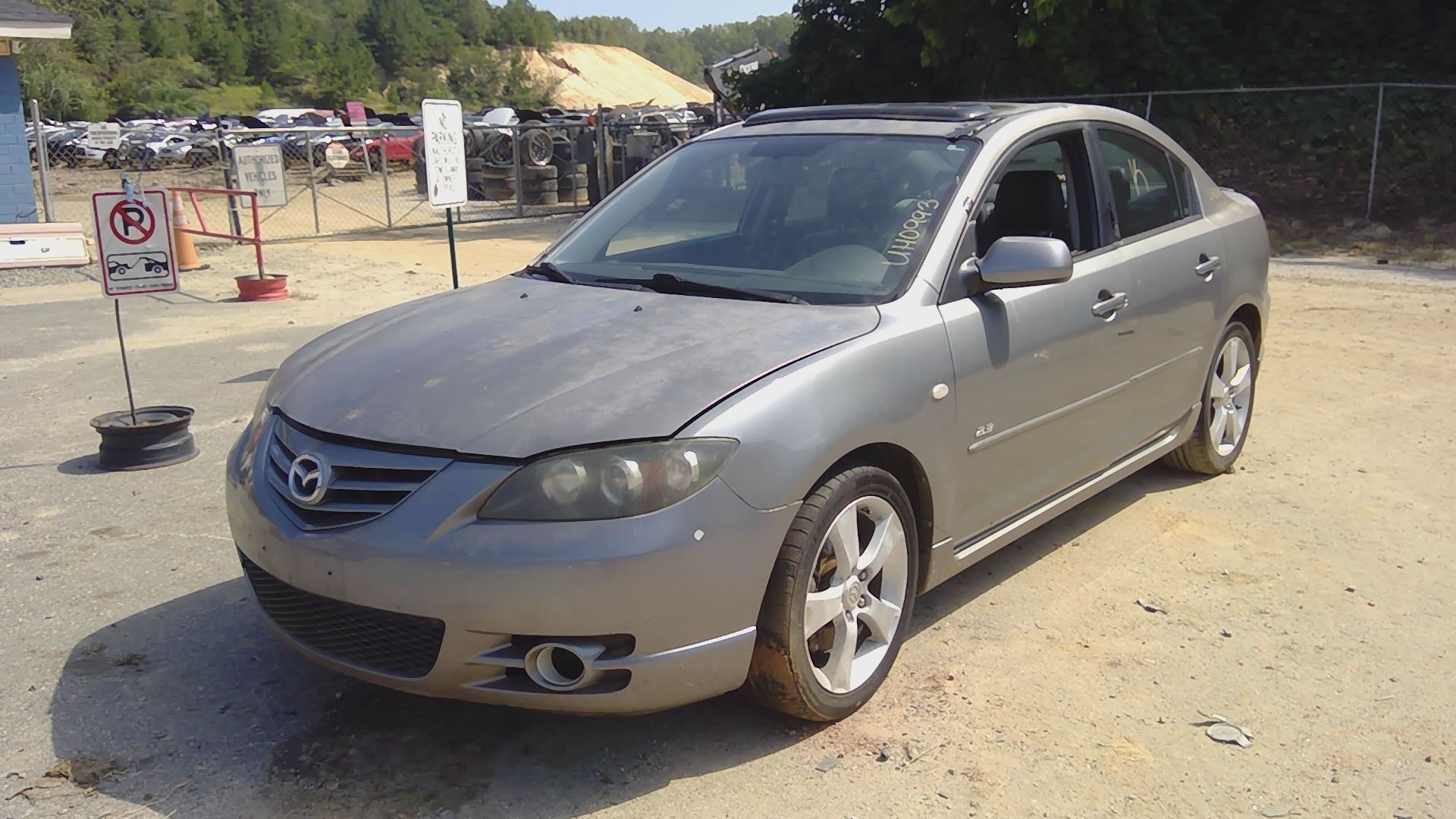 2005 MAZDA Mazda3