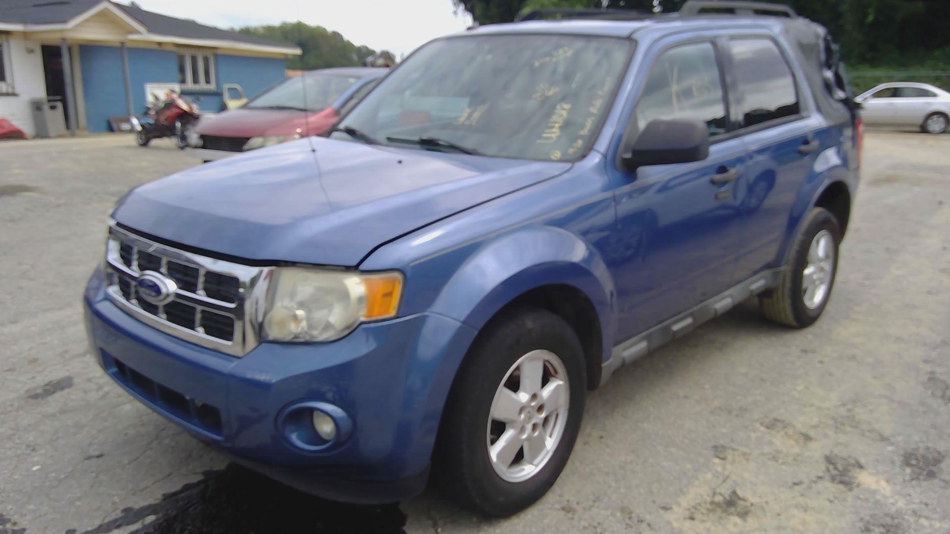 2010 FORD Escape