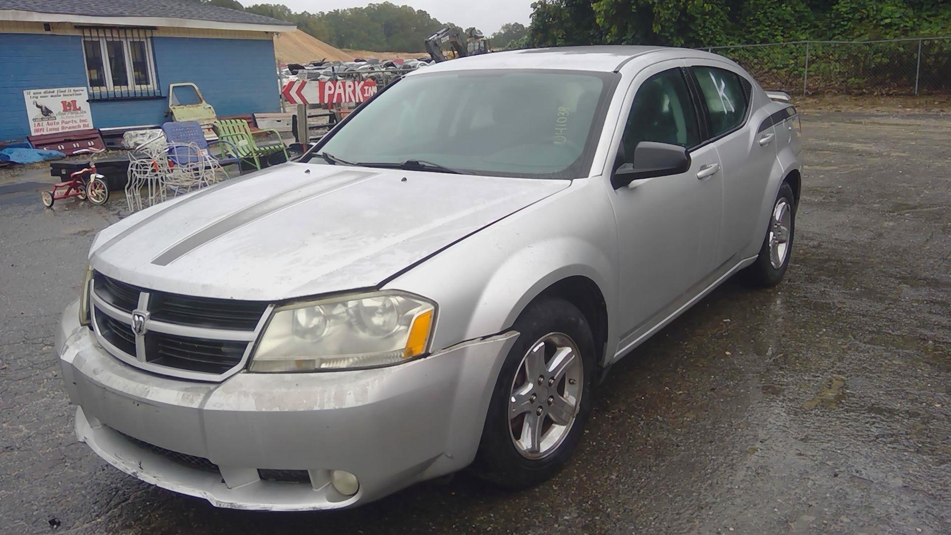 2010 DODGE Avenger