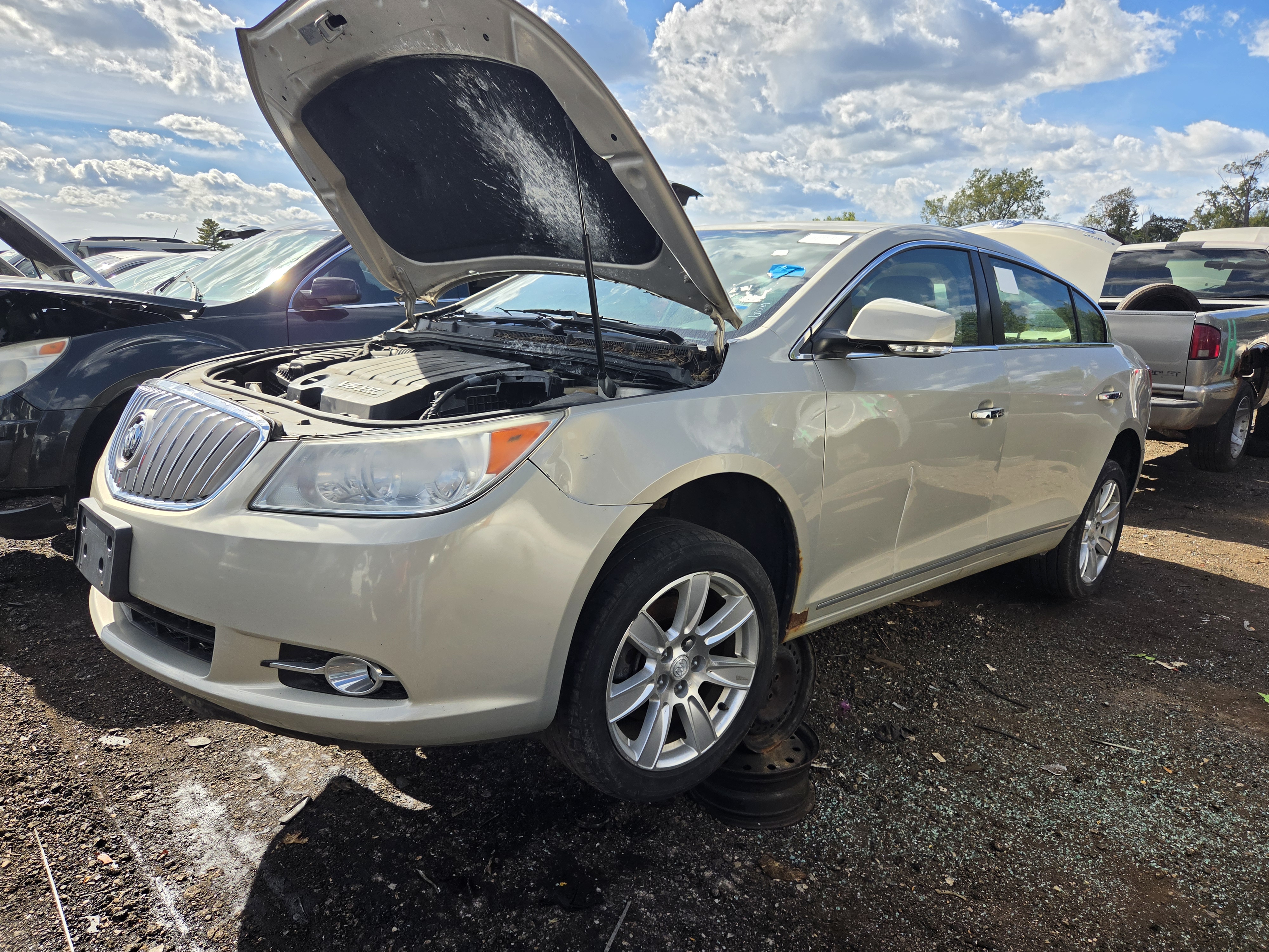 2012 BUICK Lacrosse