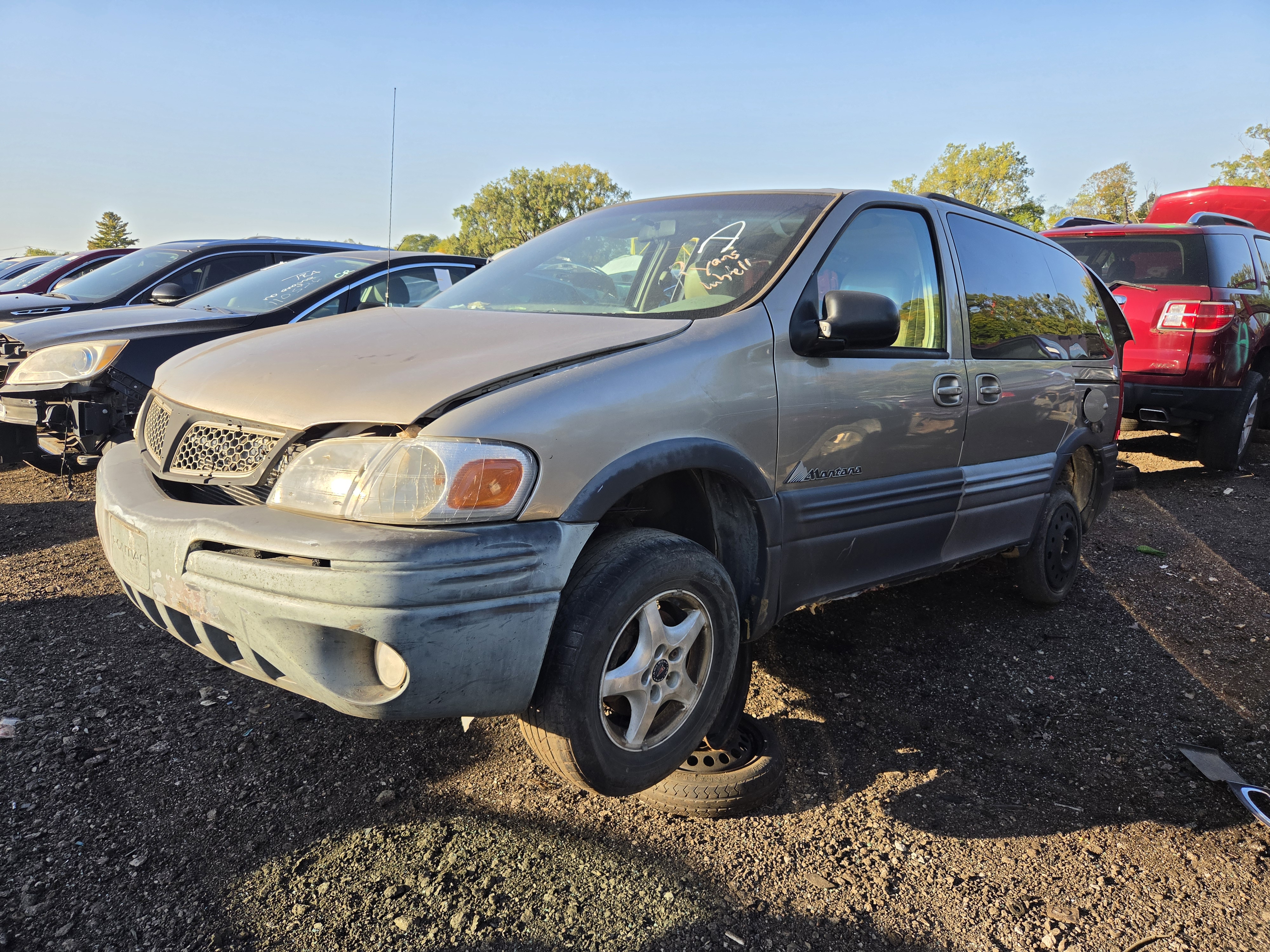 2003 PONTIAC Montana