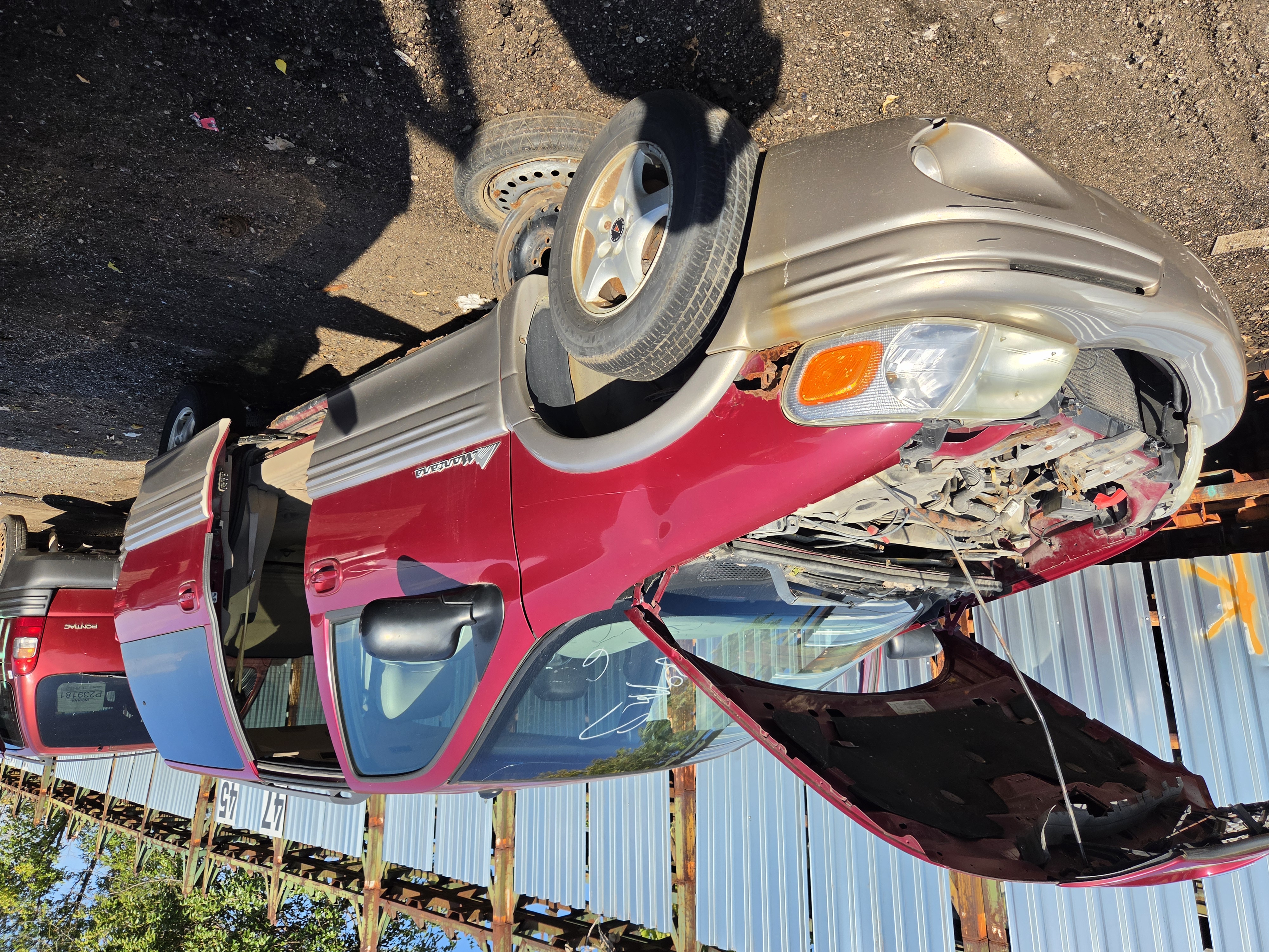 2004 PONTIAC Montana