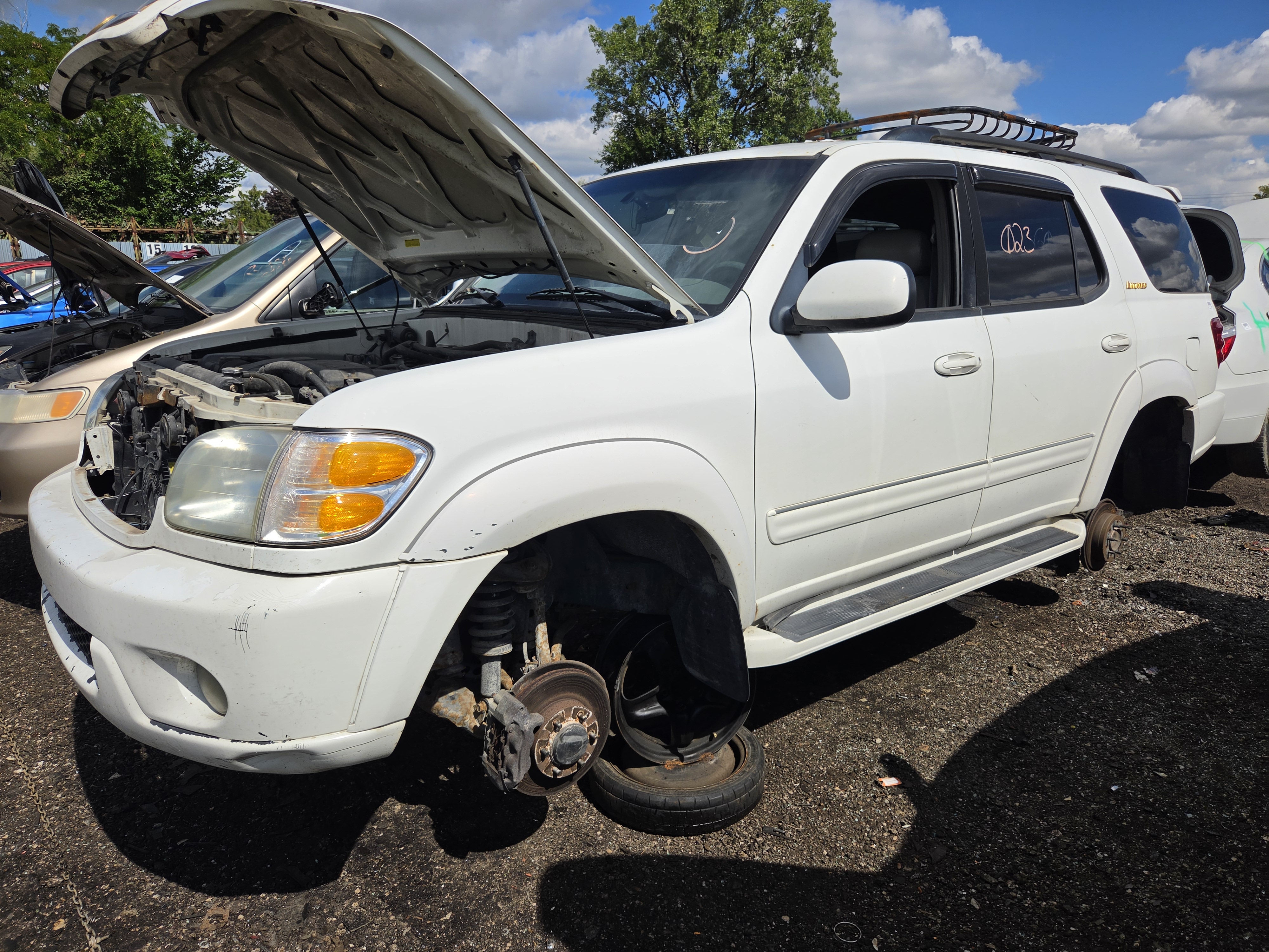 2002 TOYOTA Sequoia
