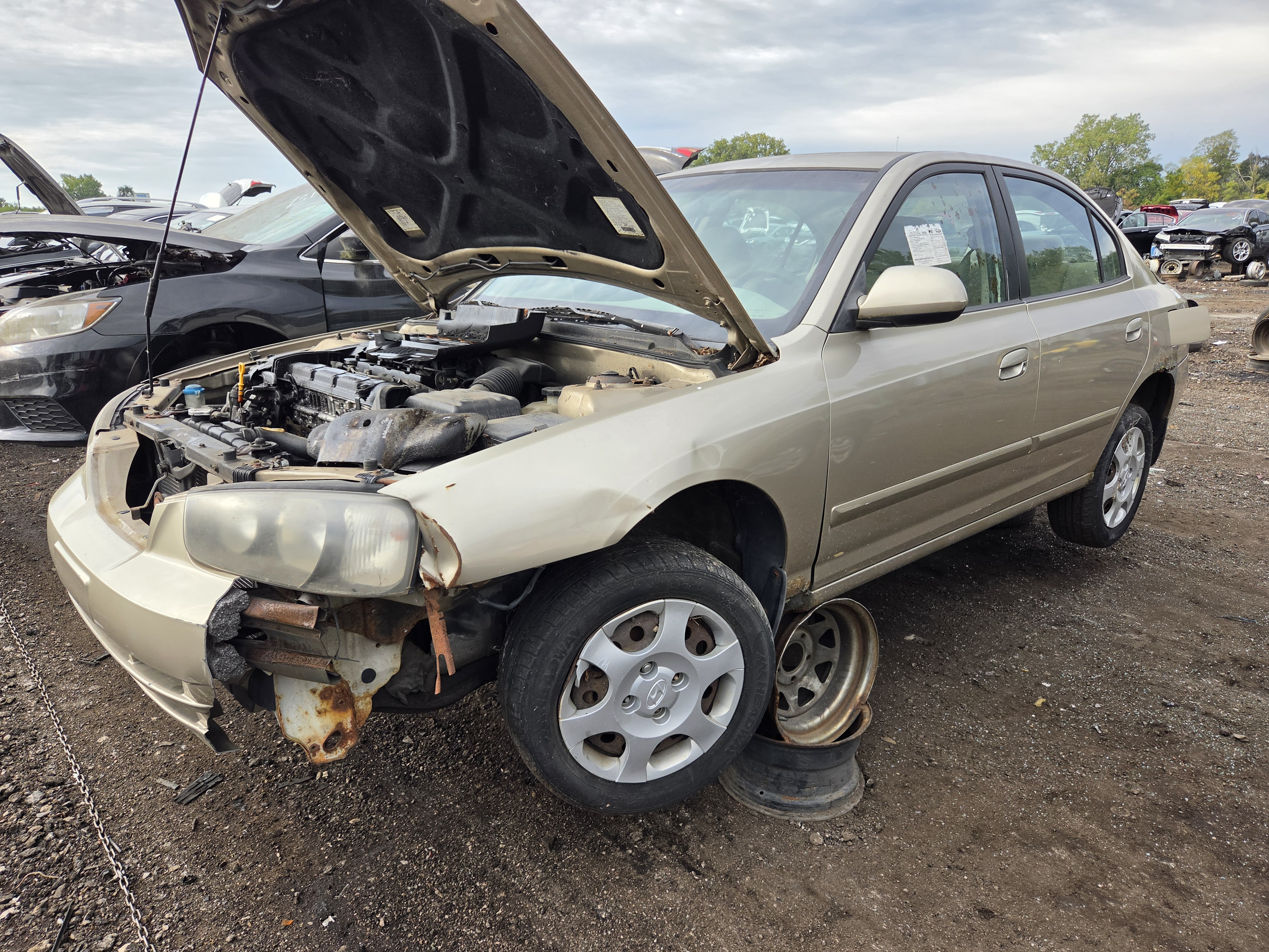 2003 HYUNDAI Elantra