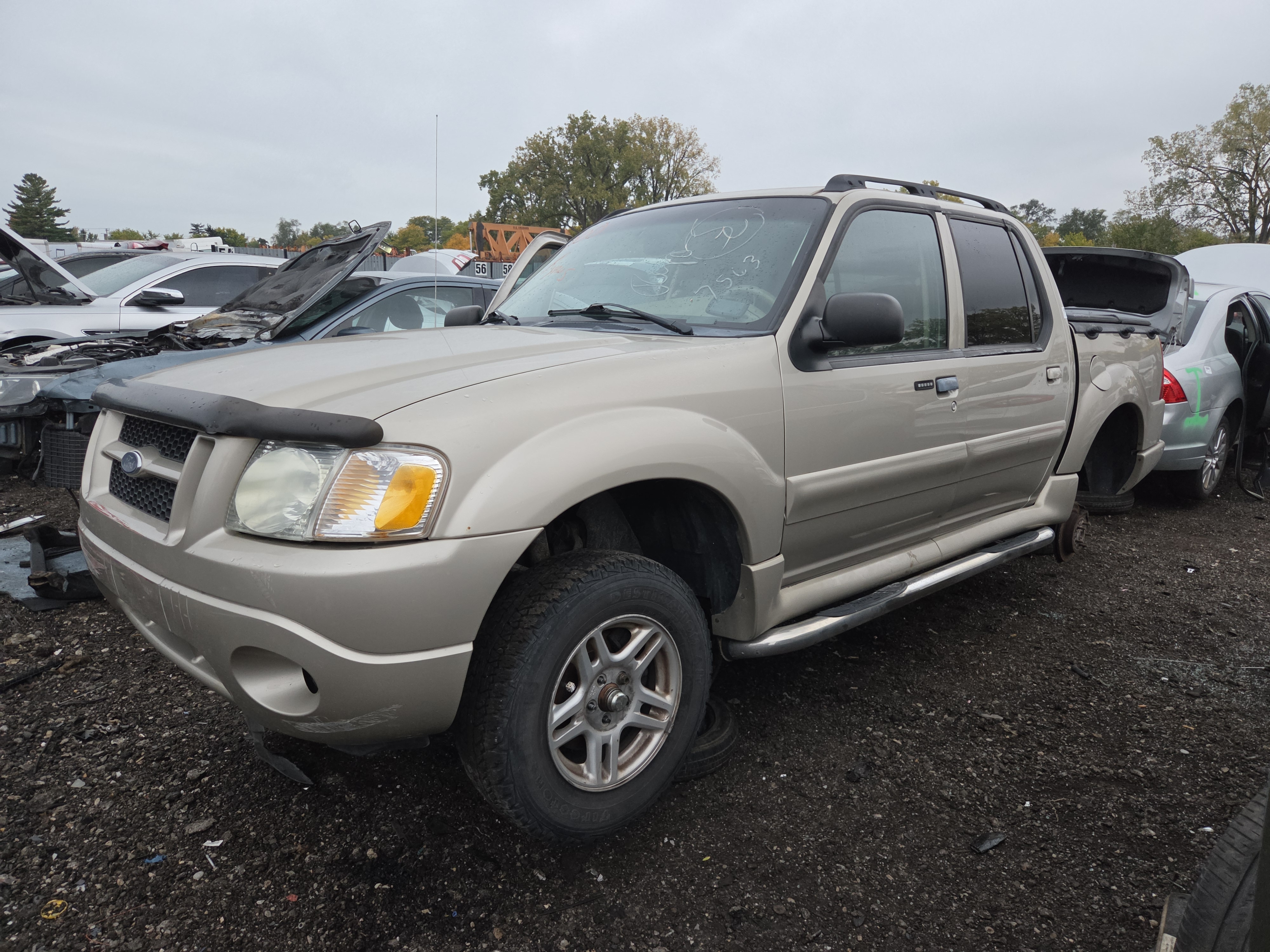 2004 FORD Explorer Sport Trac