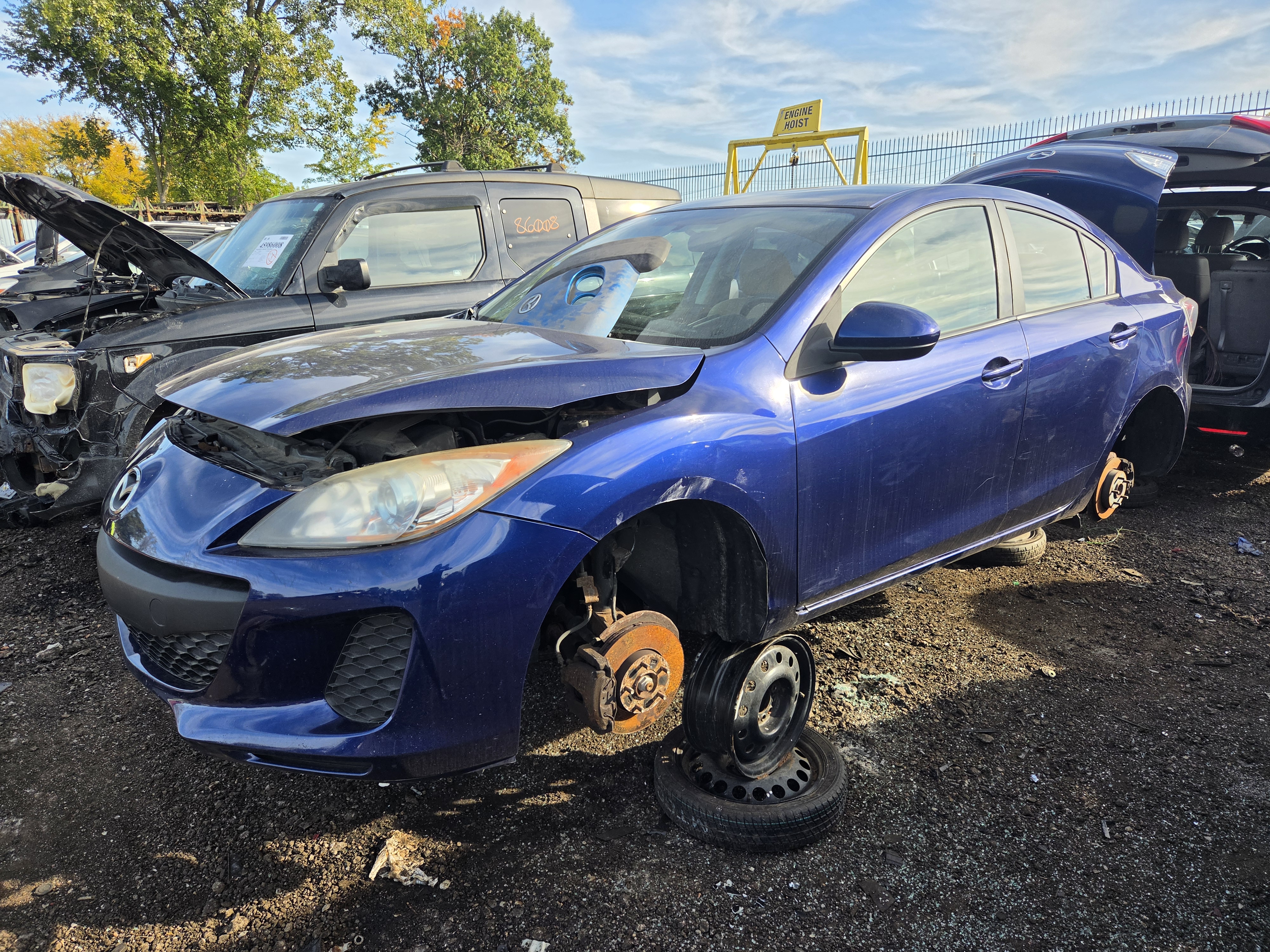 2012 MAZDA Mazda3