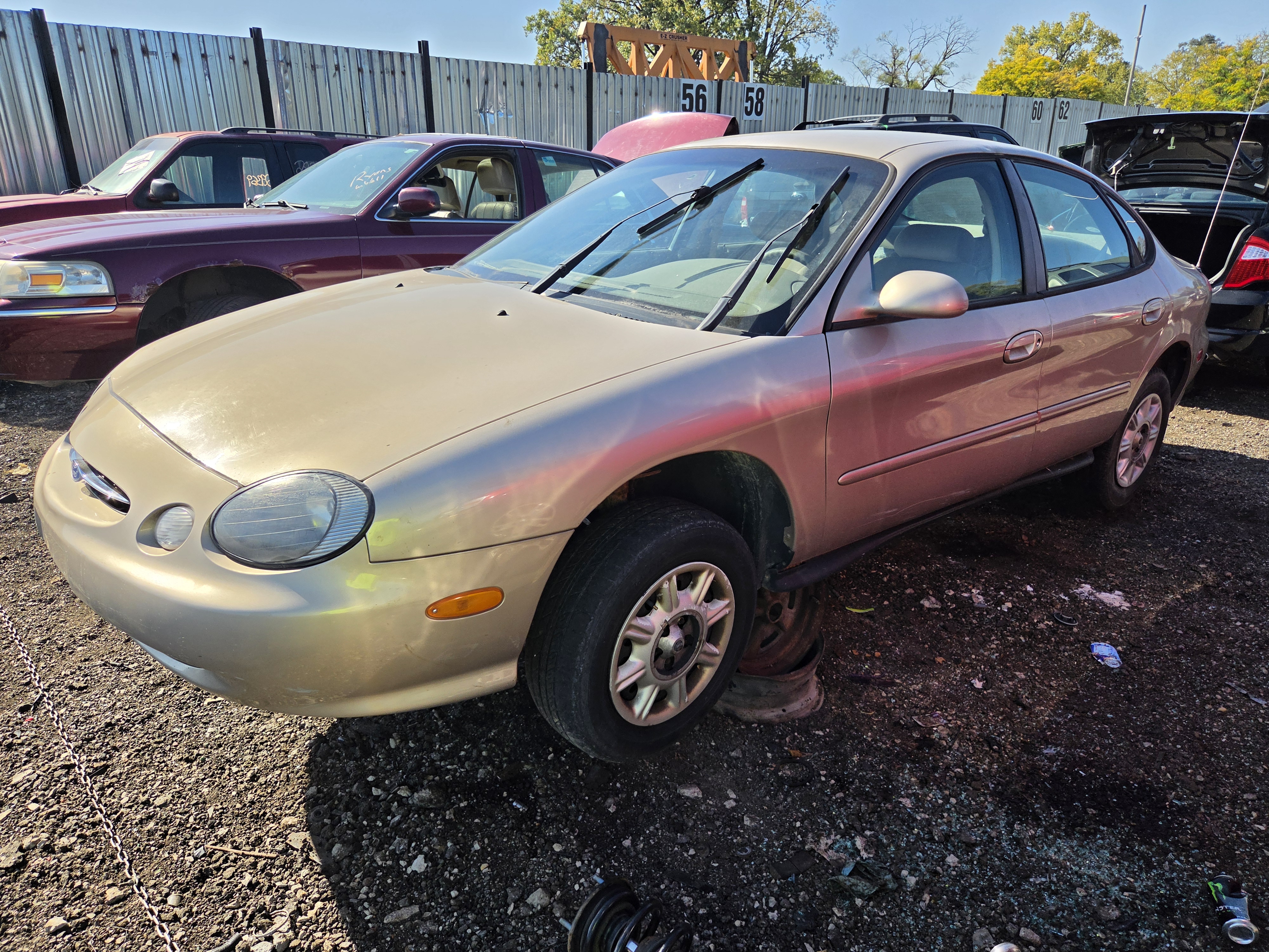 1999 FORD Taurus