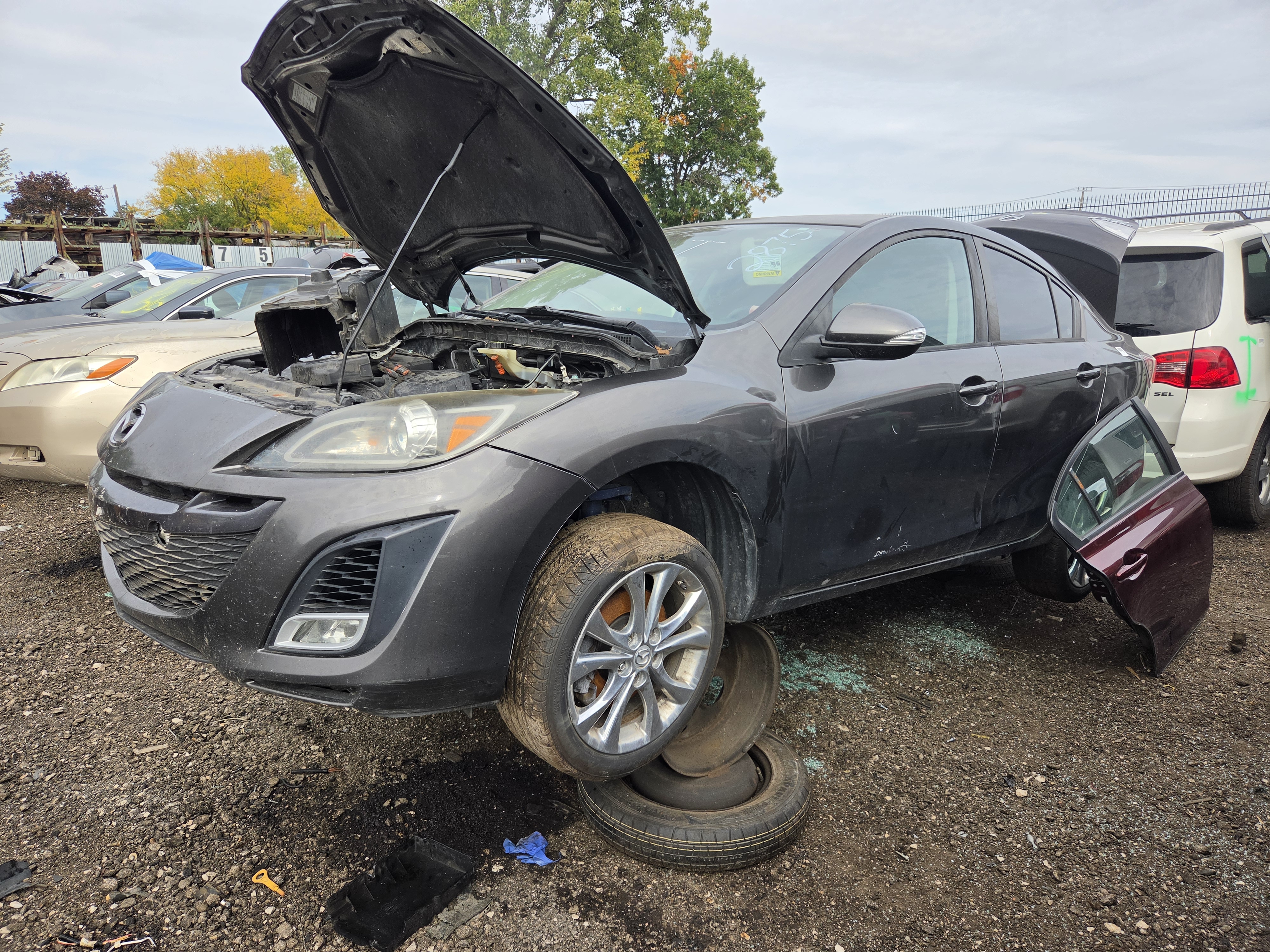 2010 MAZDA Mazda3