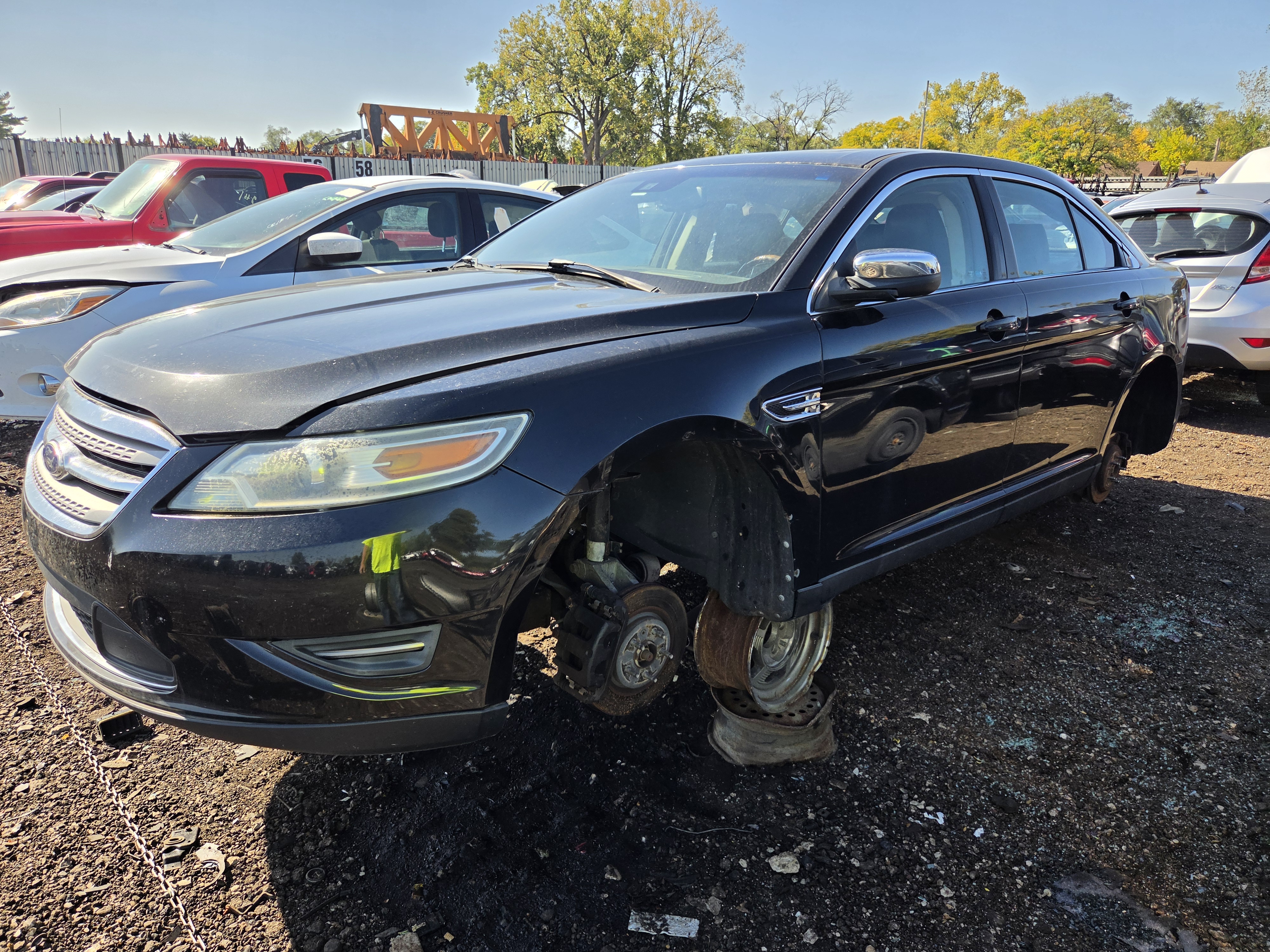 2010 FORD Taurus