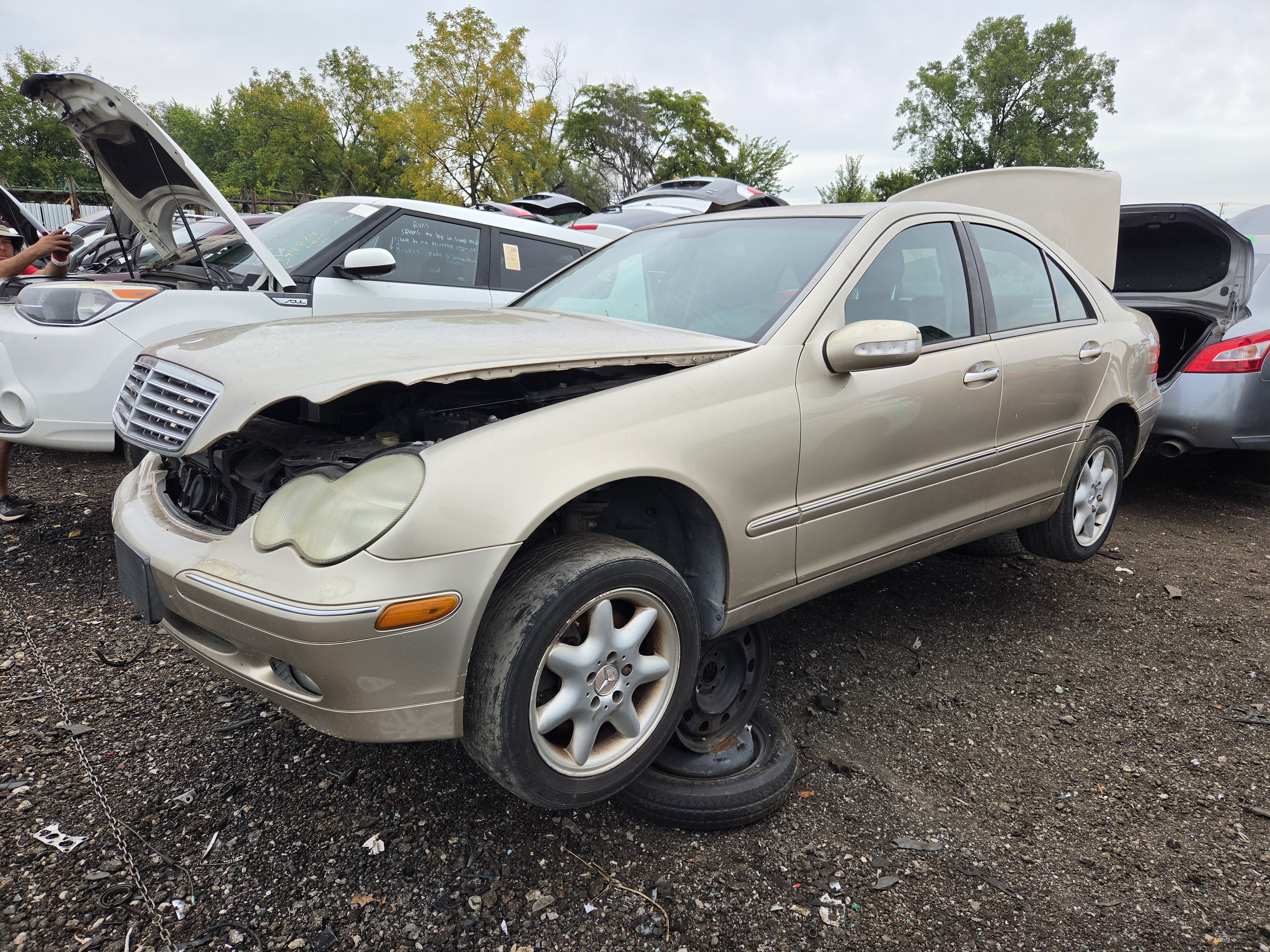 2003 MERCEDES-BENZ C-Class
