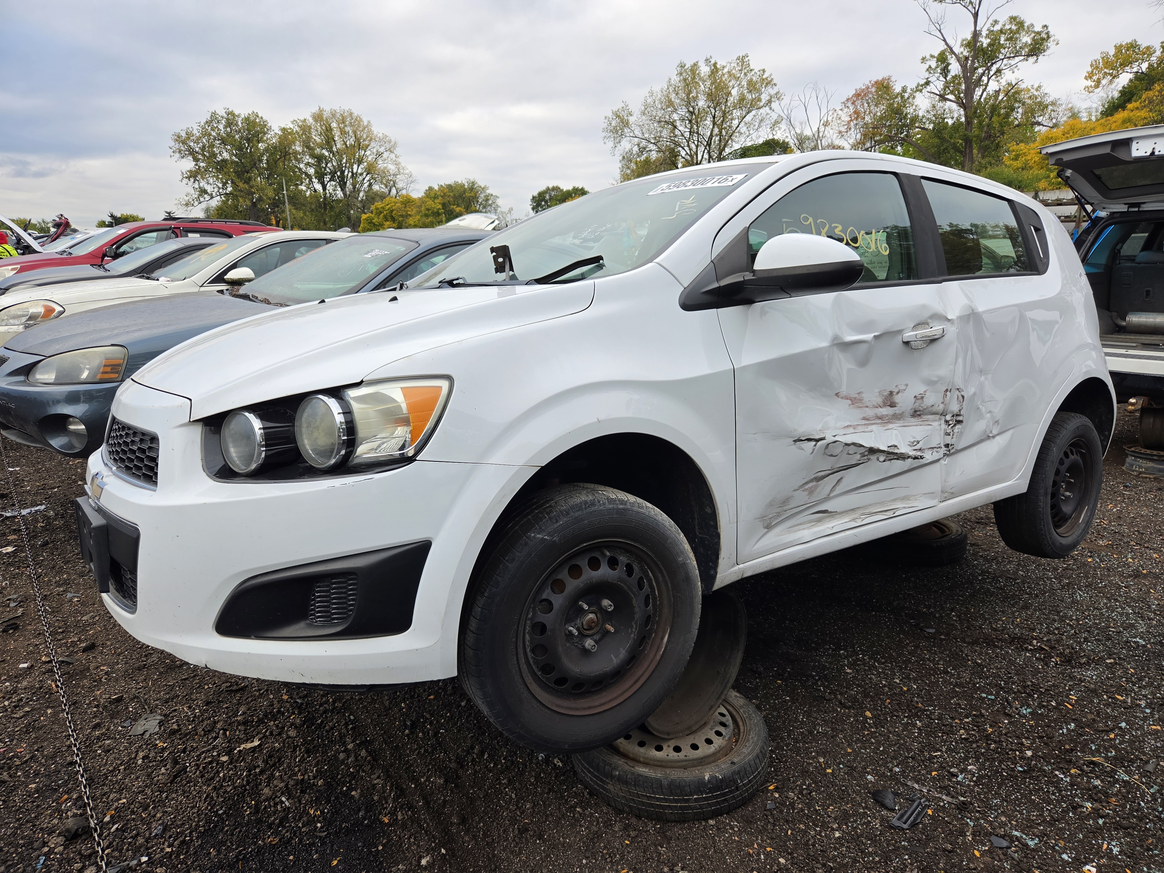 2016 CHEVROLET Sonic