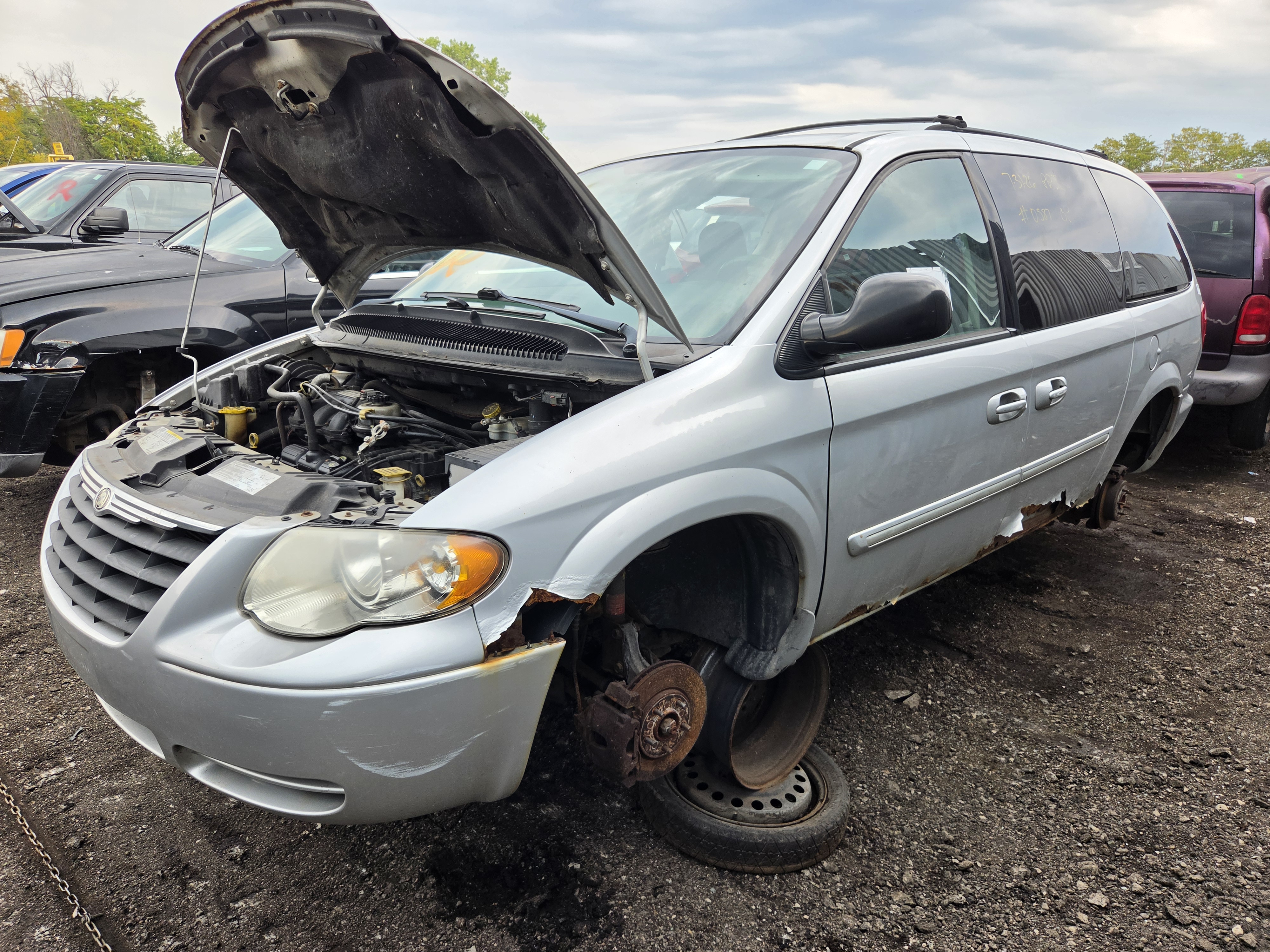 2006 CHRYSLER Town and Country