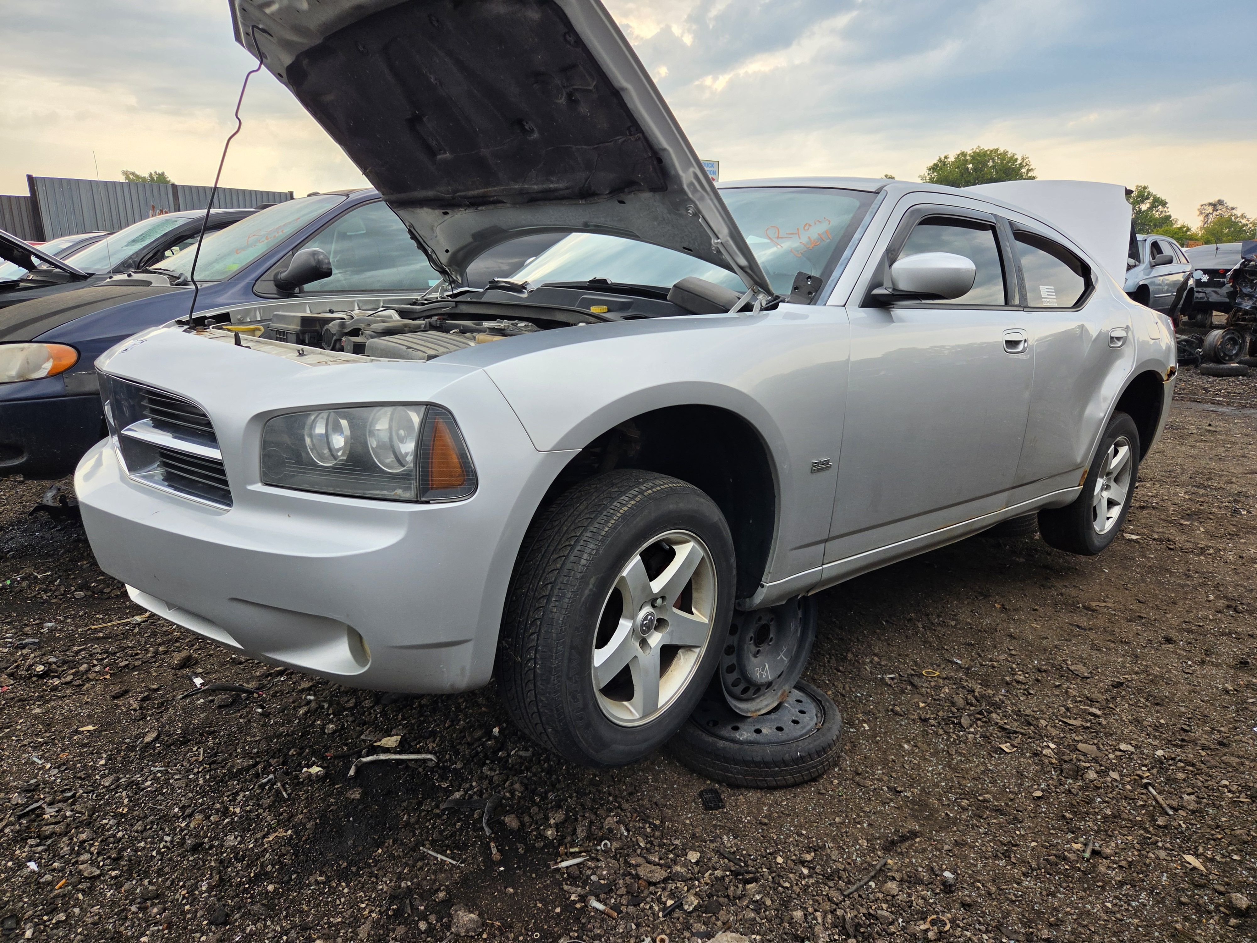 2010 DODGE Charger