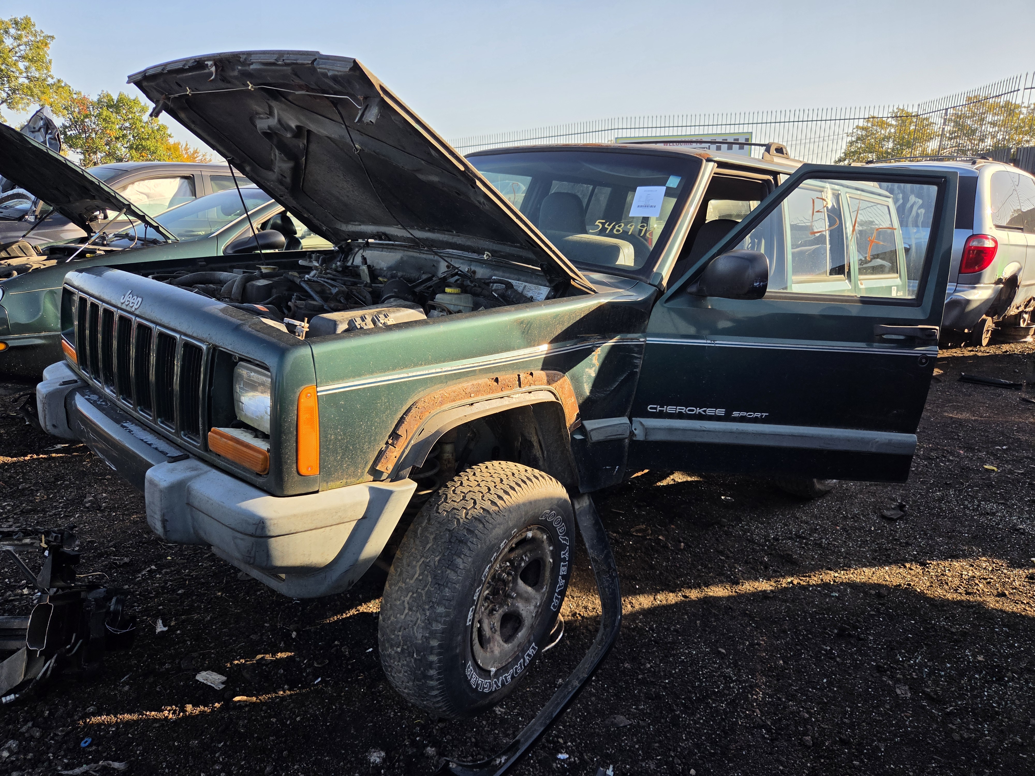 1999 JEEP Cherokee