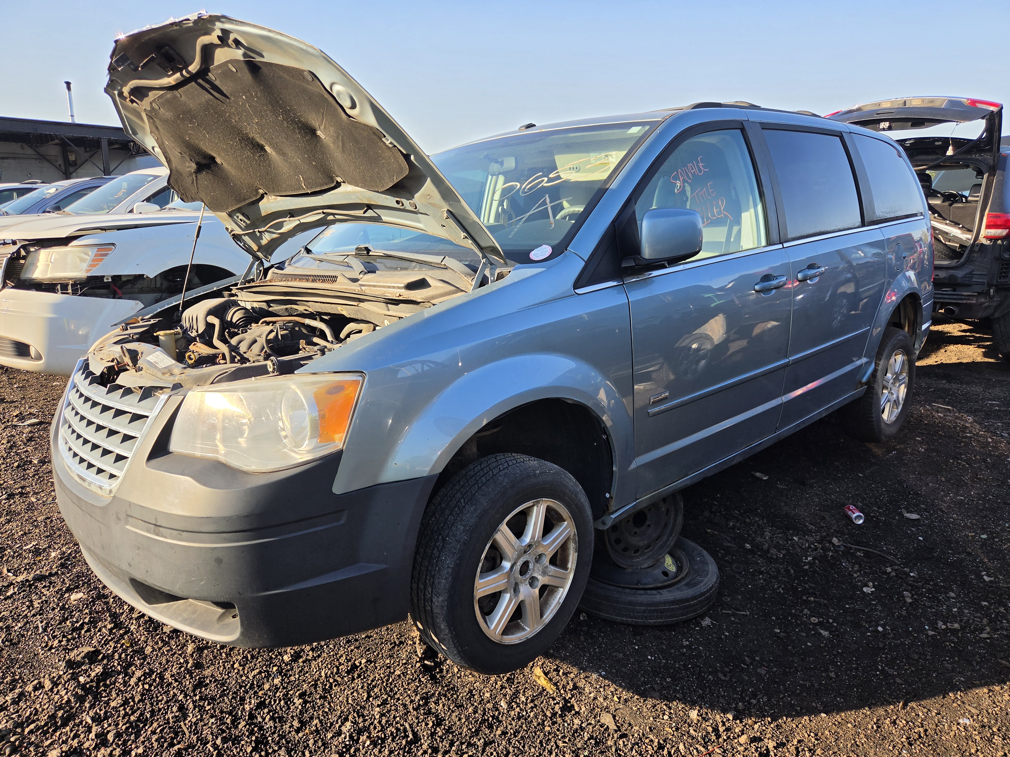 2008 CHRYSLER Town and Country