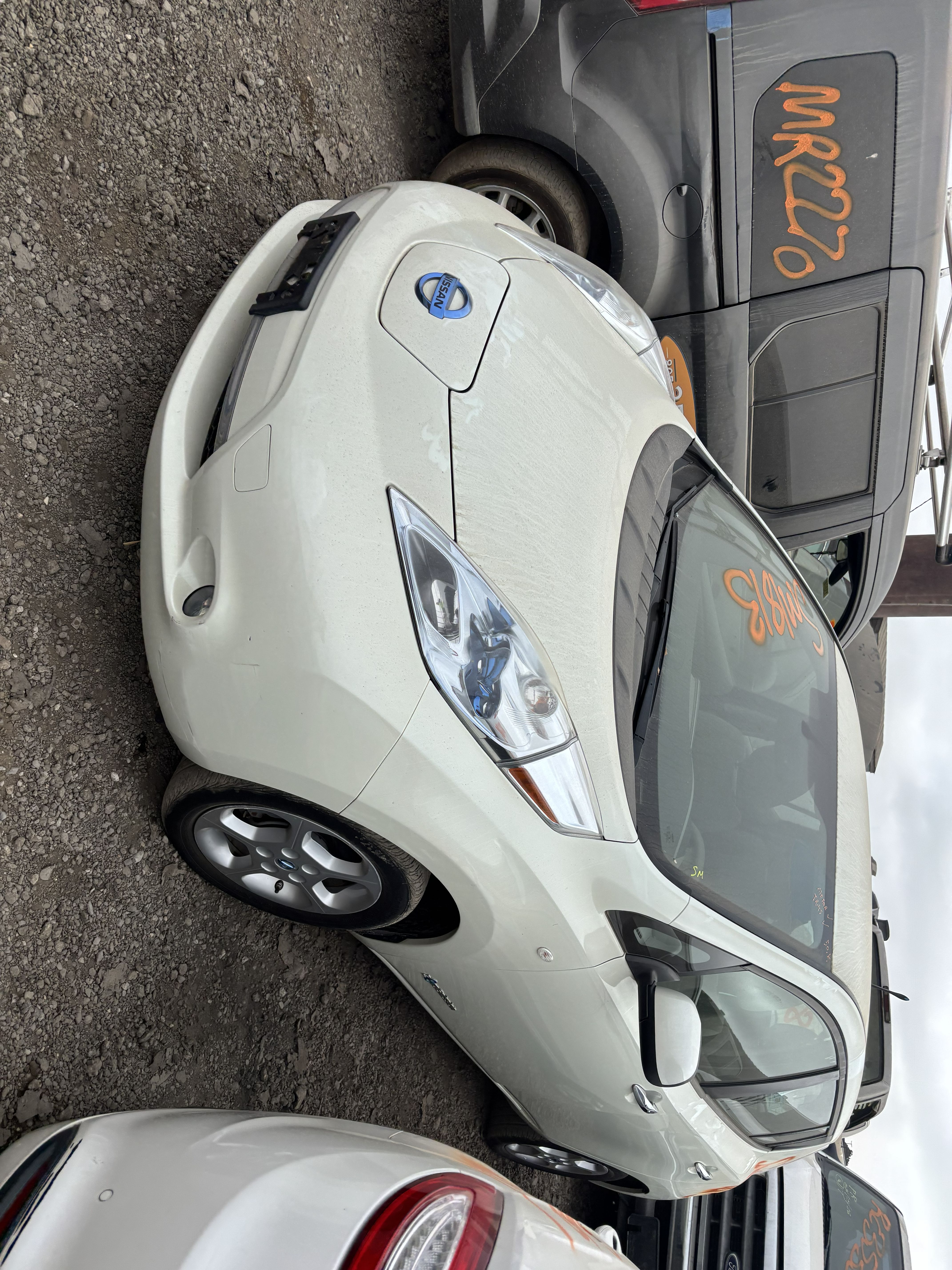 2011 NISSAN Leaf