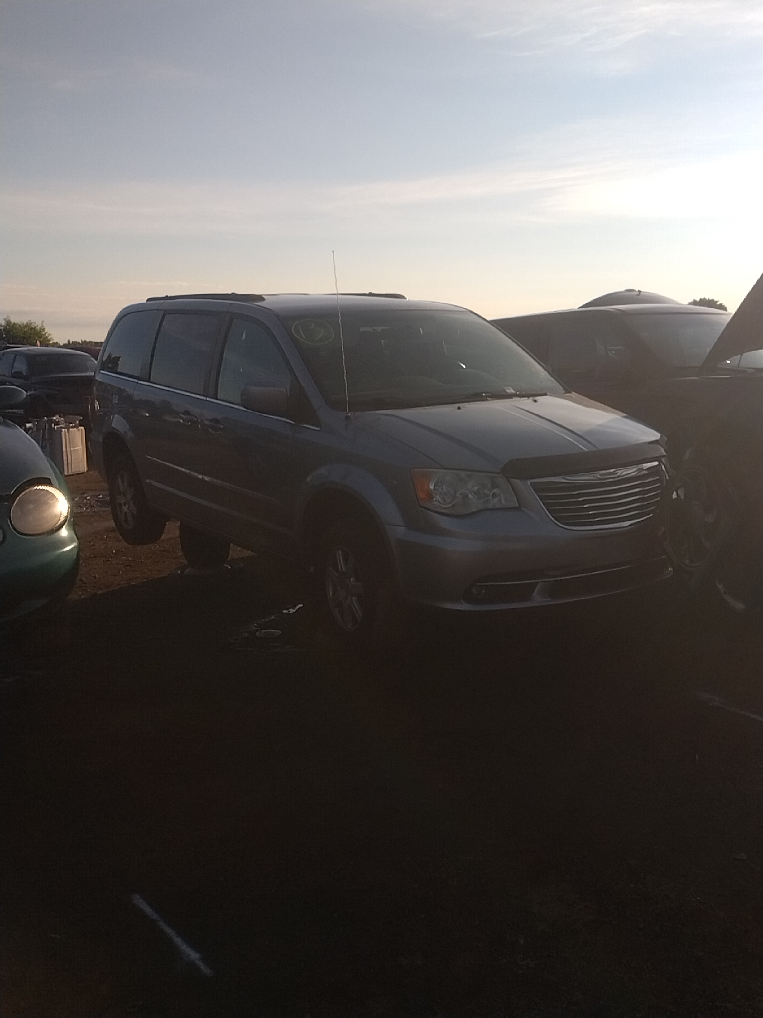 2013 CHRYSLER Town and Country