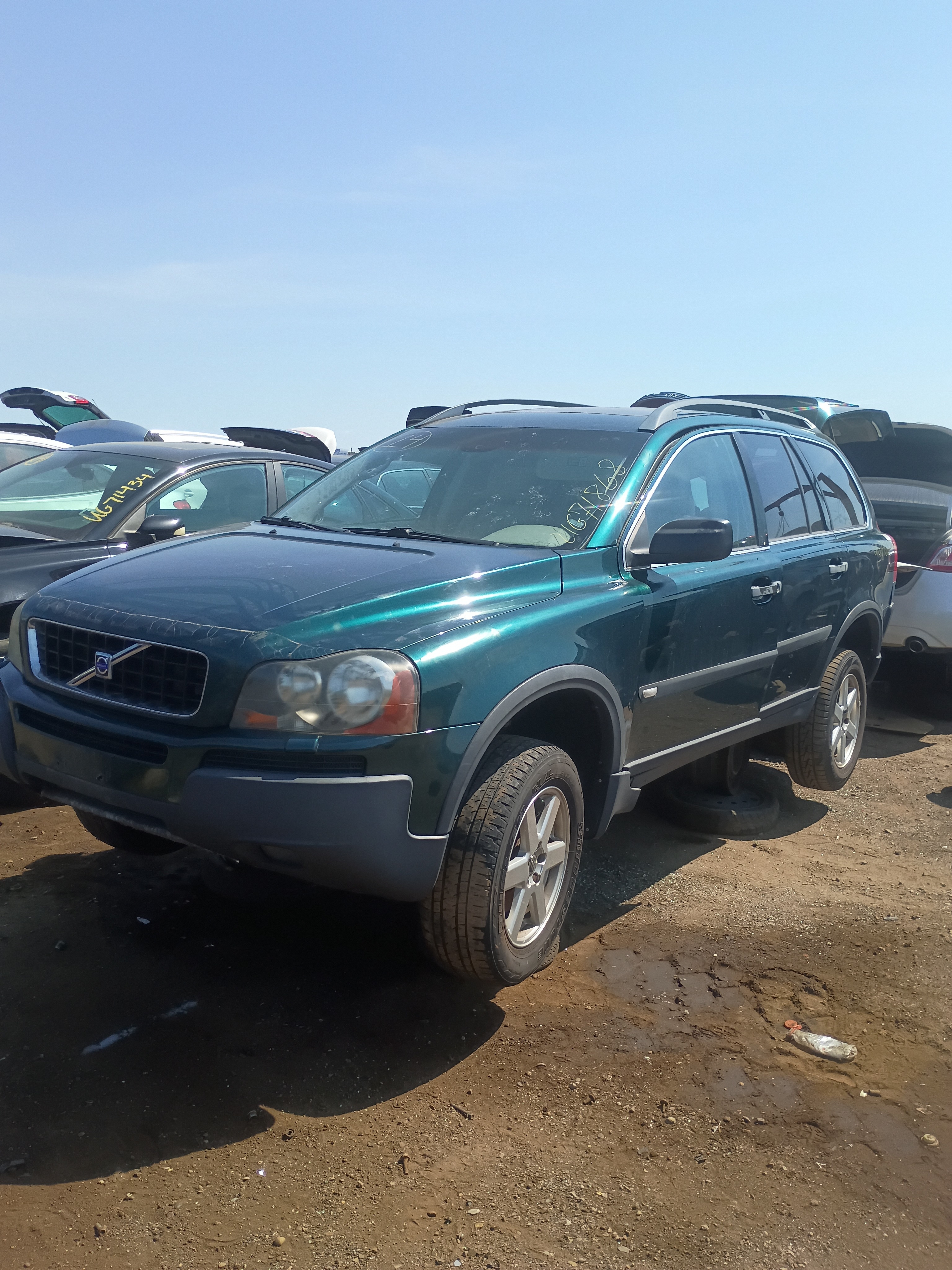 2004 VOLVO Xc90