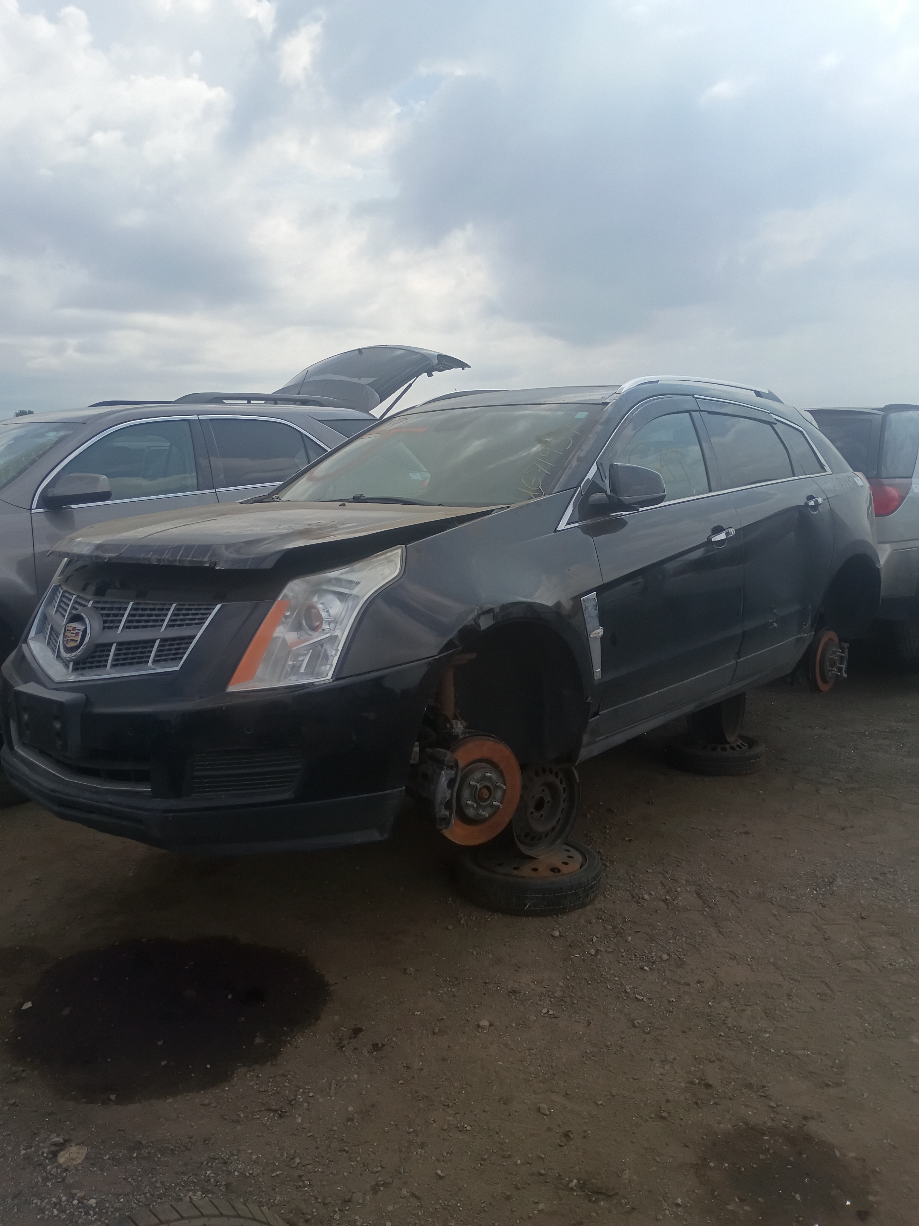 2011 CADILLAC Srx