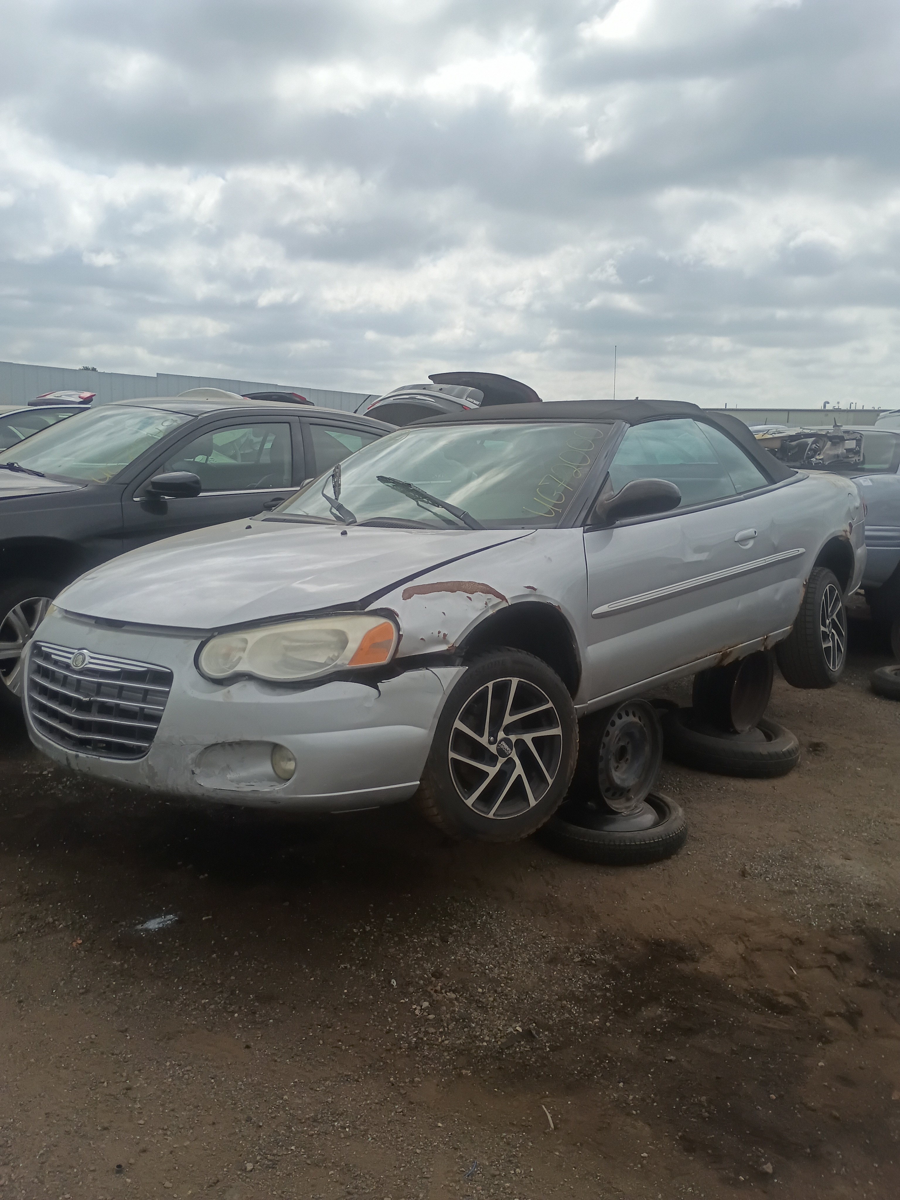 2004 CHRYSLER Sebring