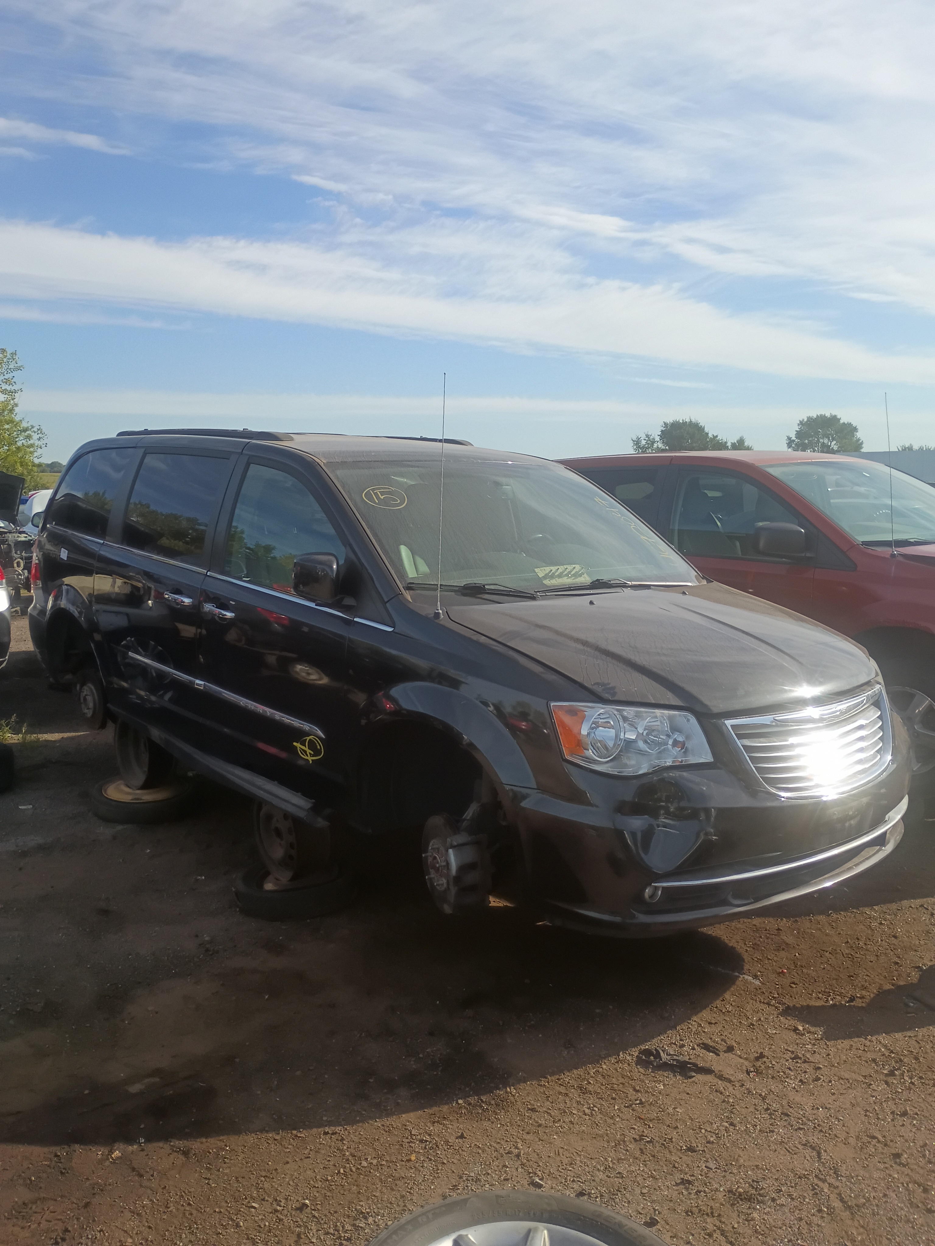 2015 CHRYSLER Town and Country