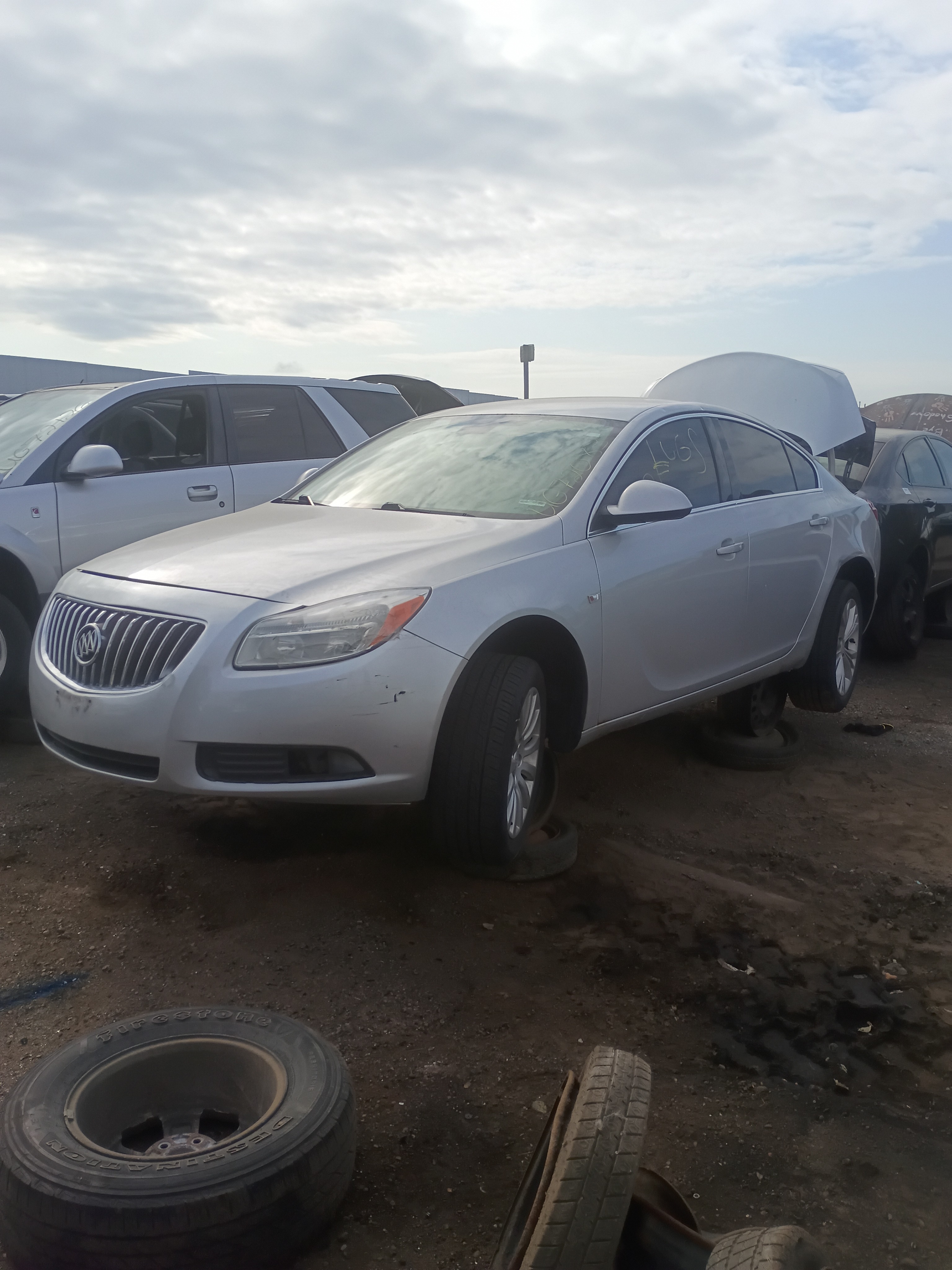 2011 BUICK Regal