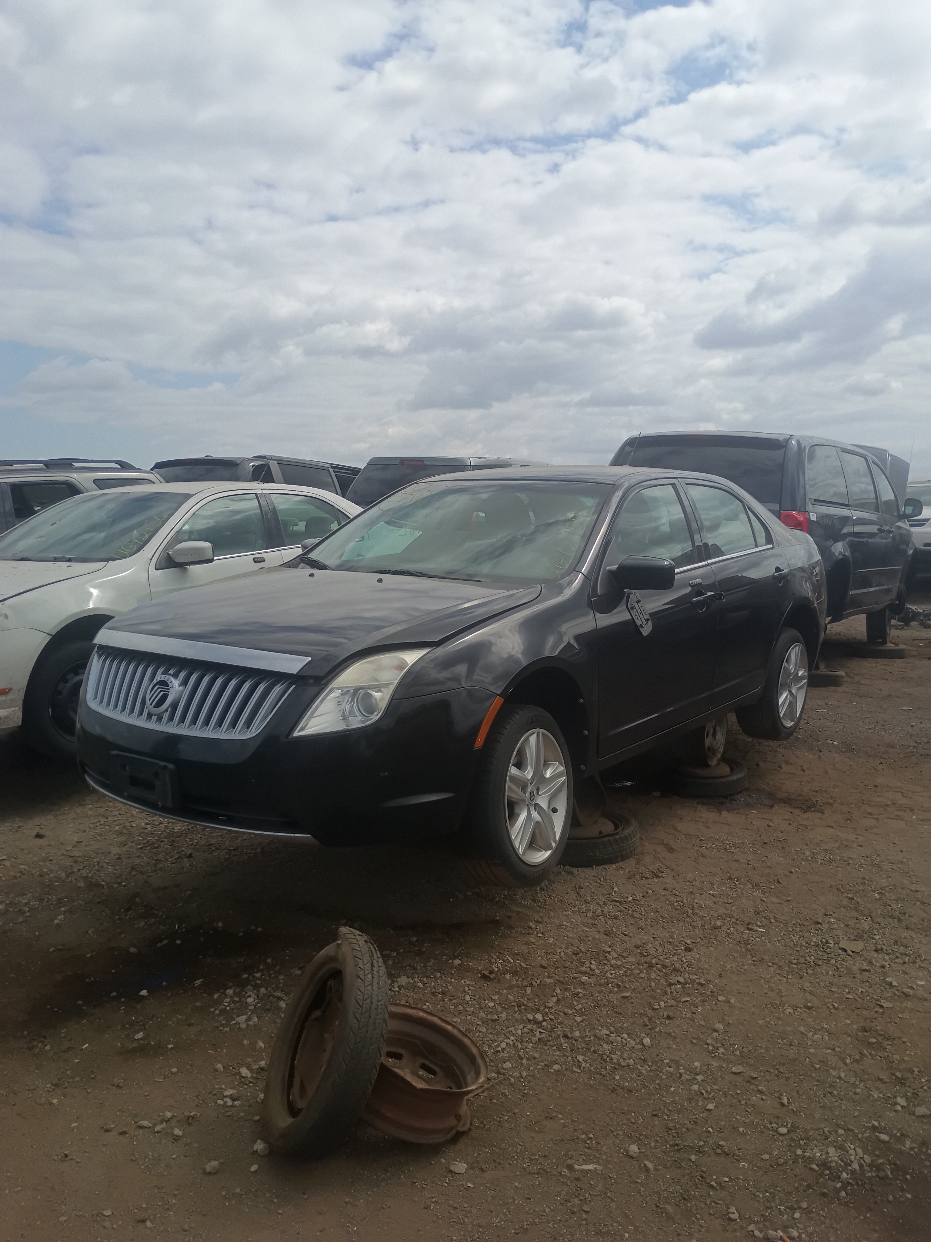 2010 MERCURY Milan