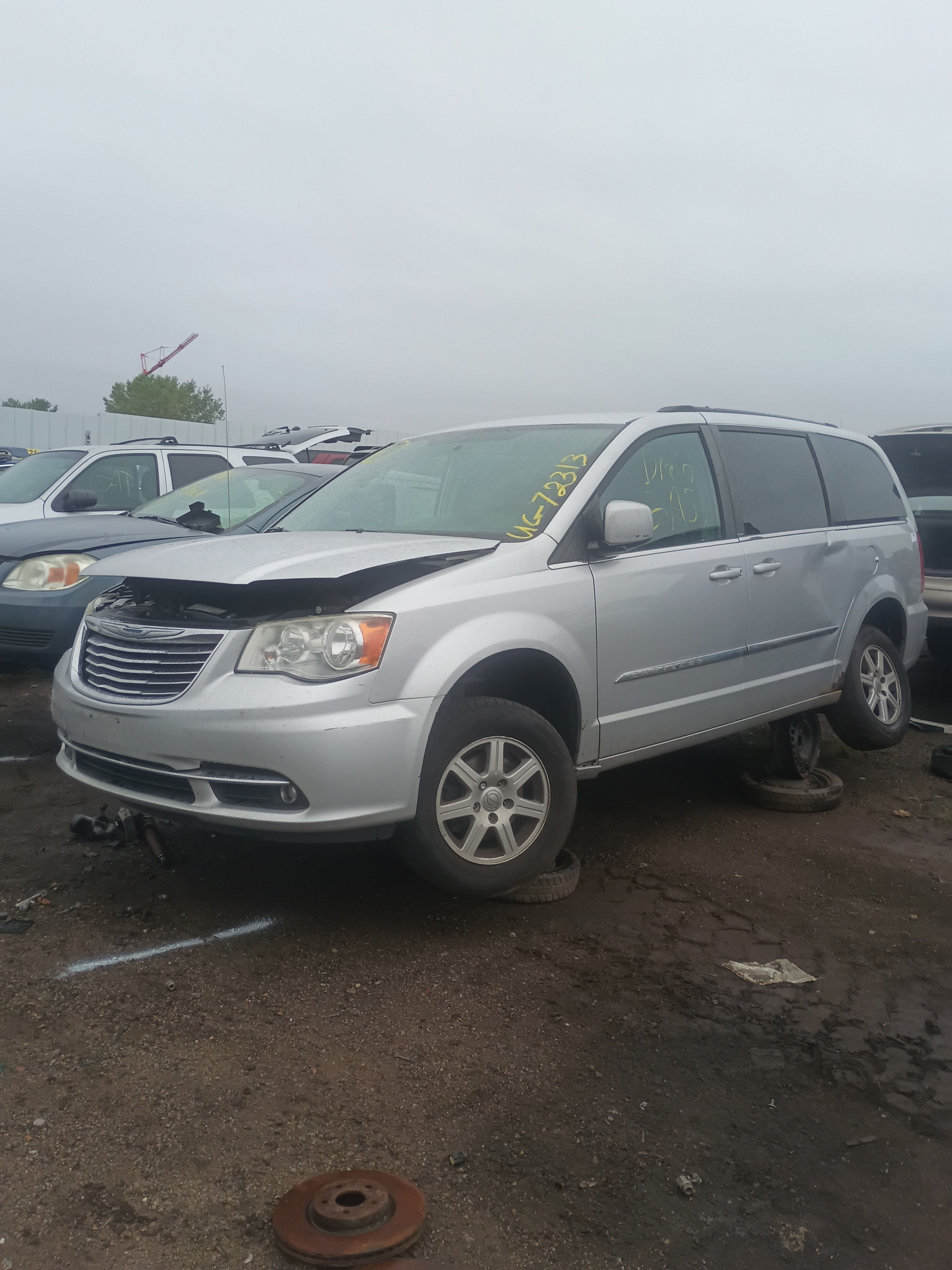 2012 CHRYSLER Town and Country