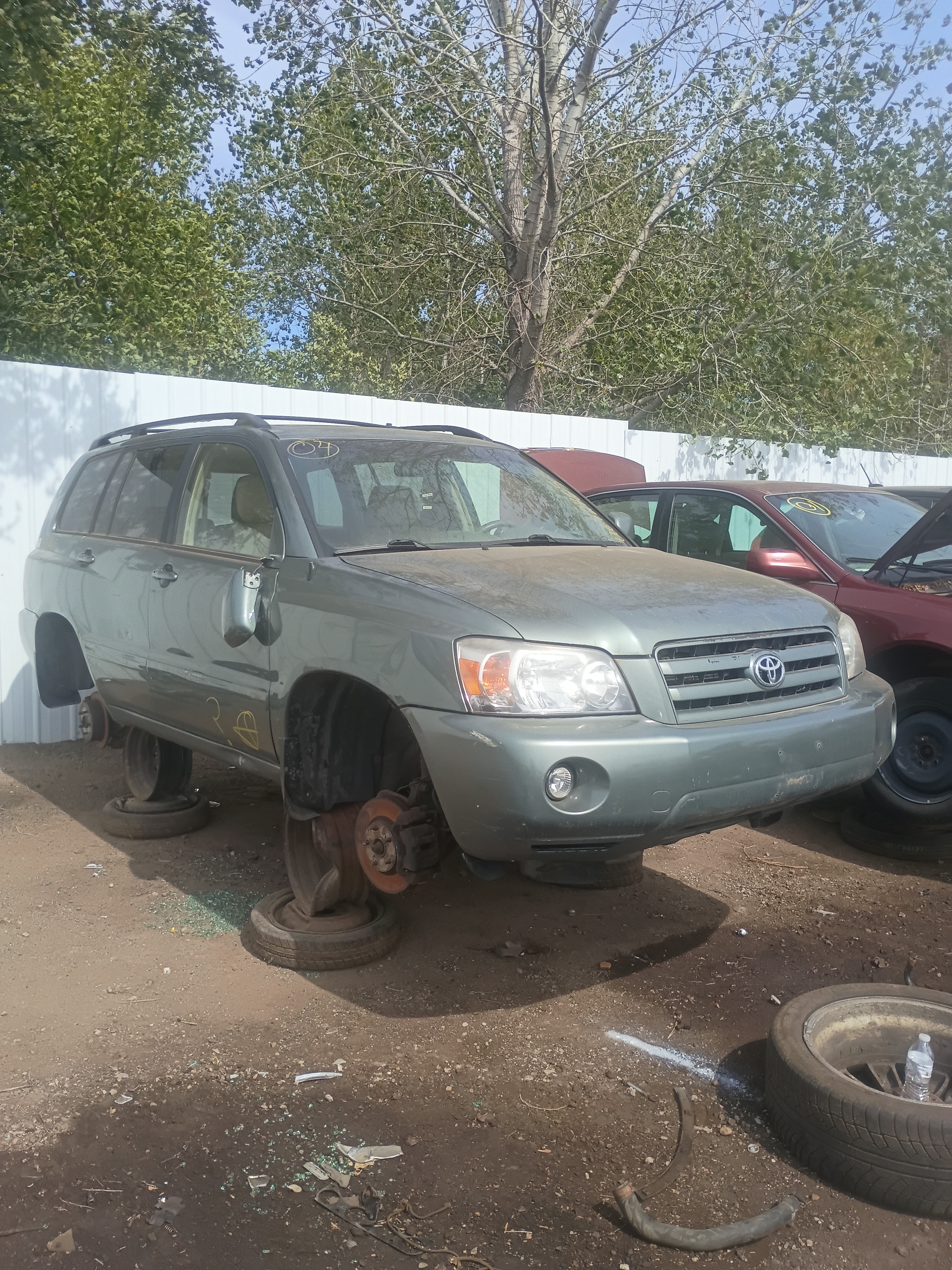 2004 TOYOTA Highlander