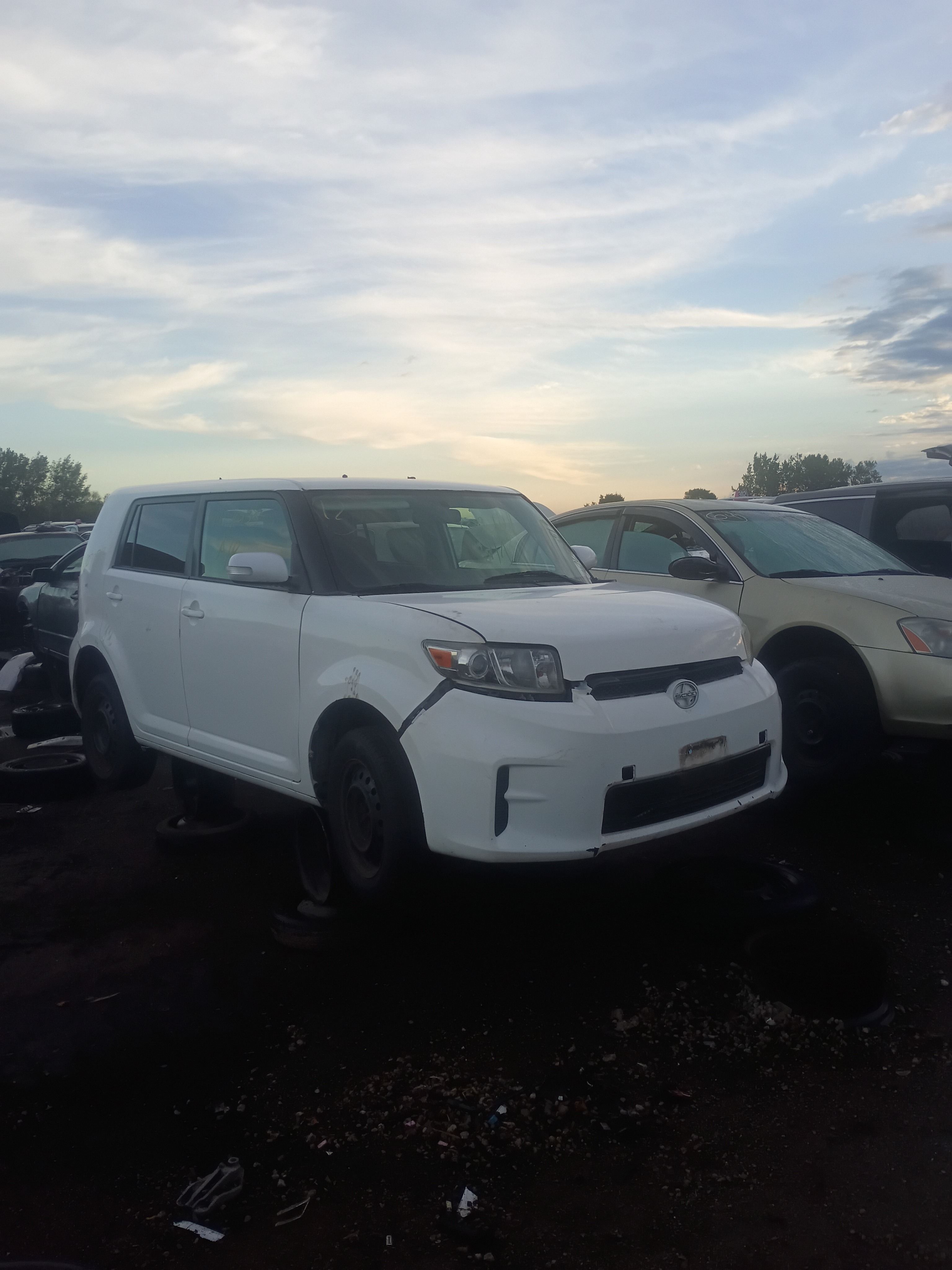 2012 TOYOTA Scion xB
