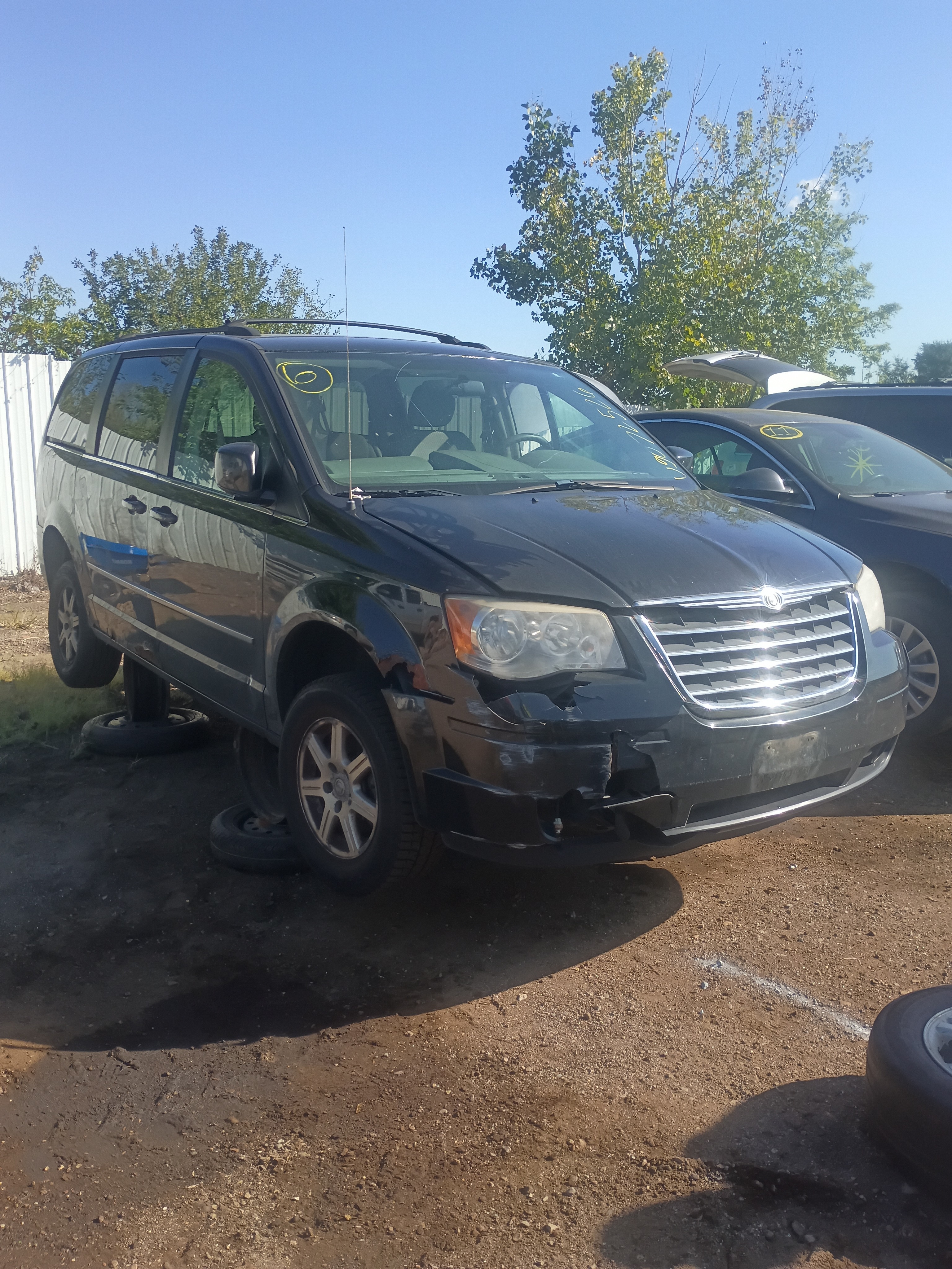 2010 CHRYSLER Town and Country