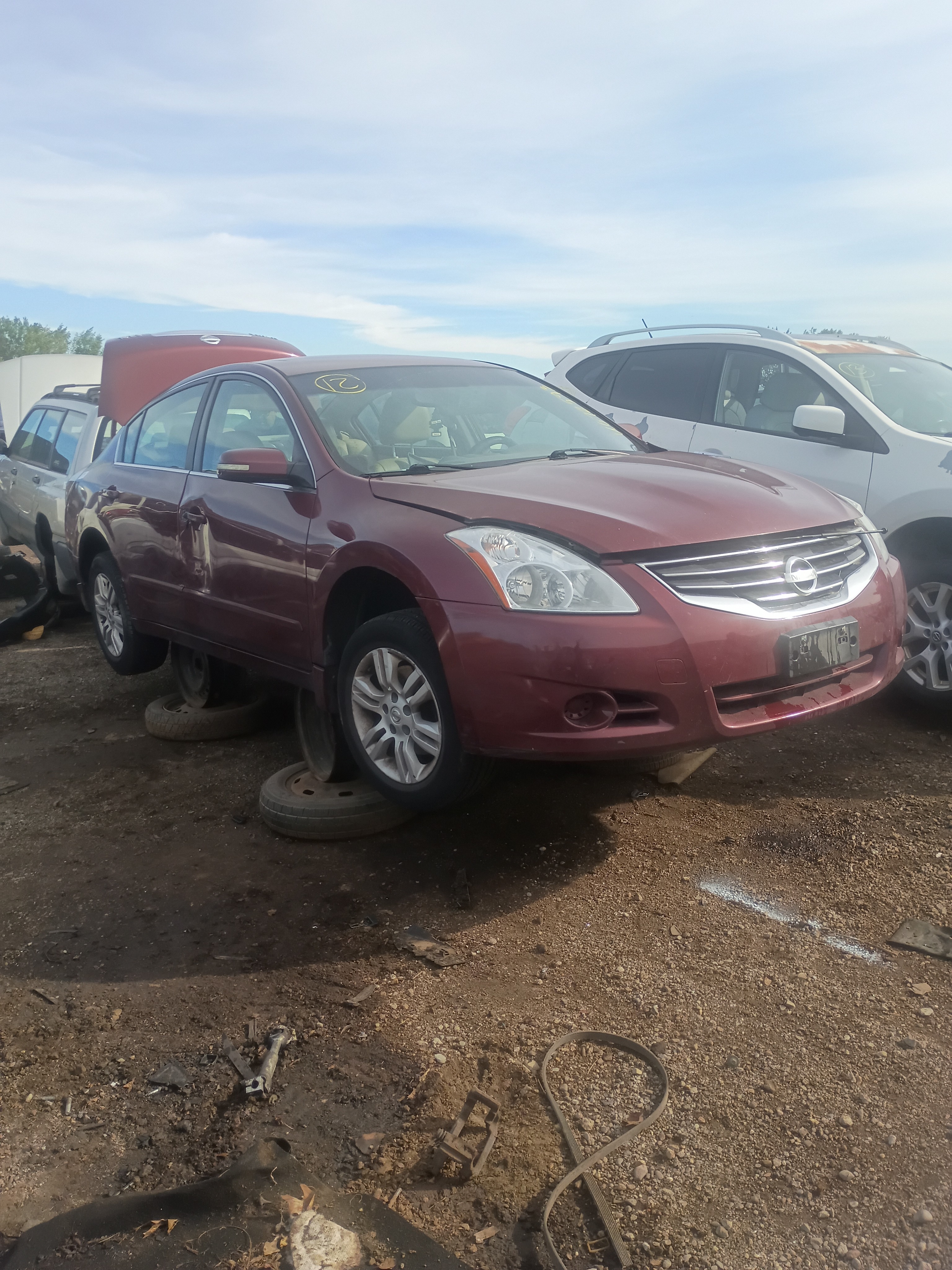 2012 NISSAN Altima