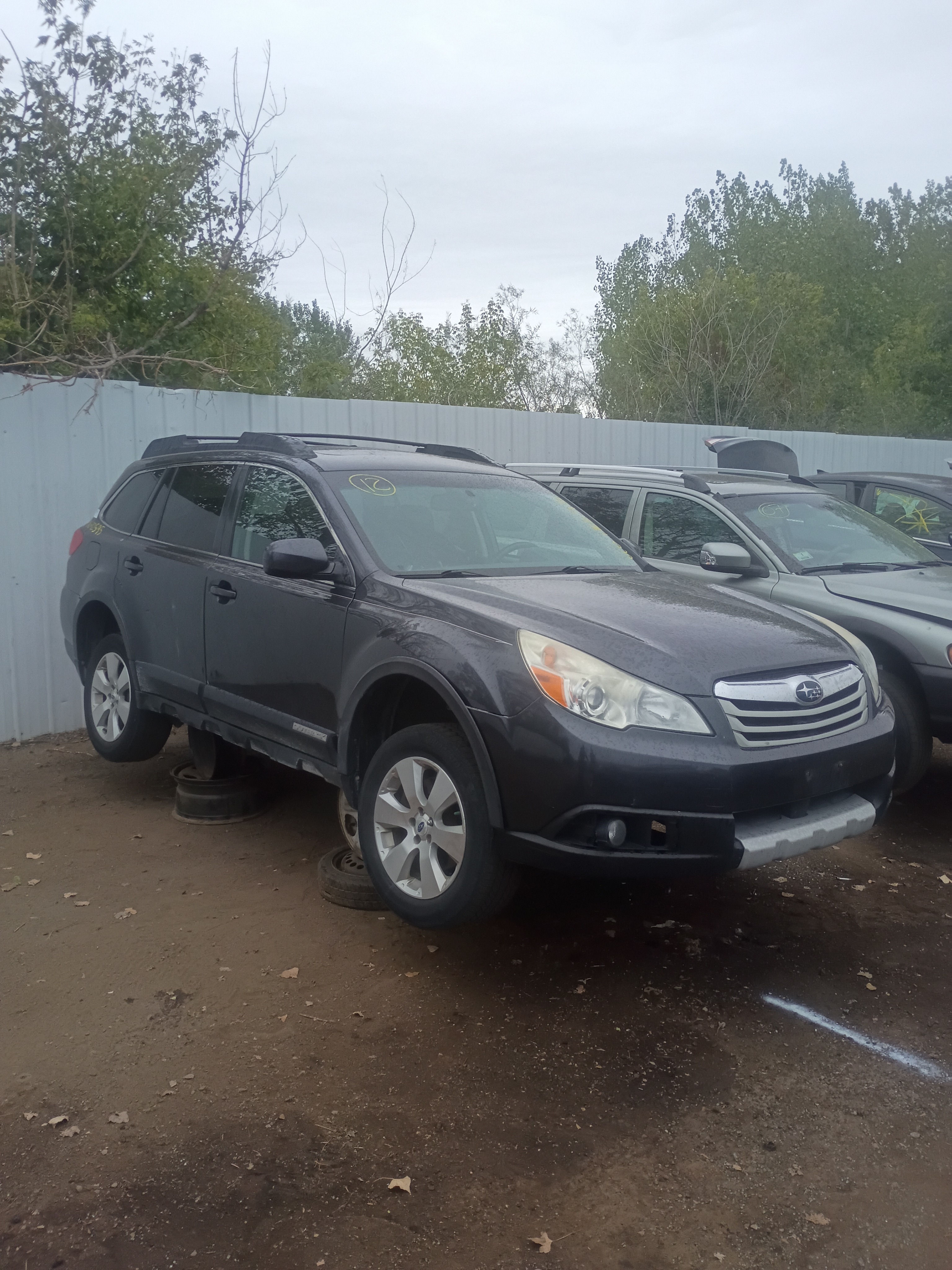 2012 SUBARU Outback