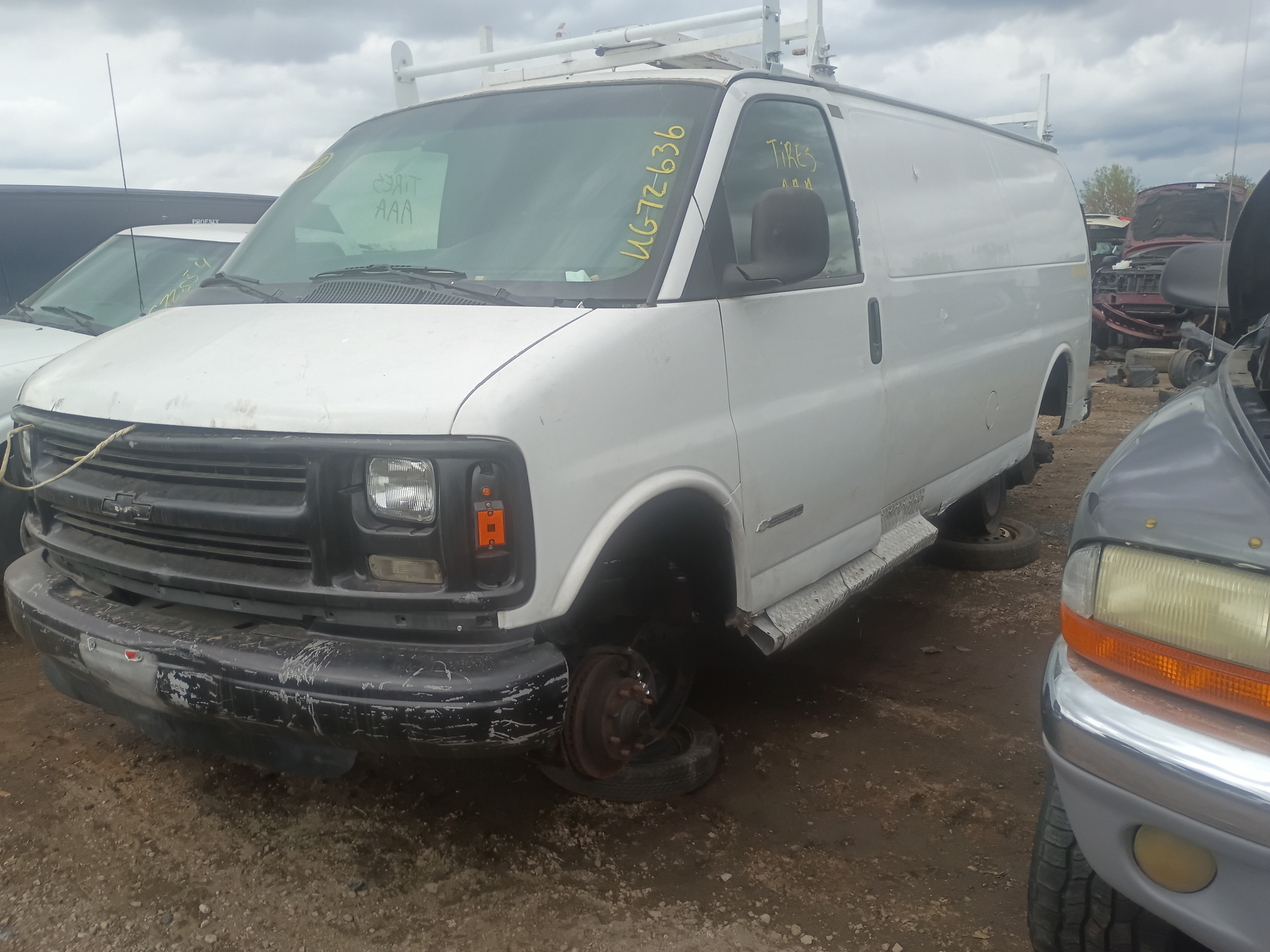 2002 CHEVROLET Express