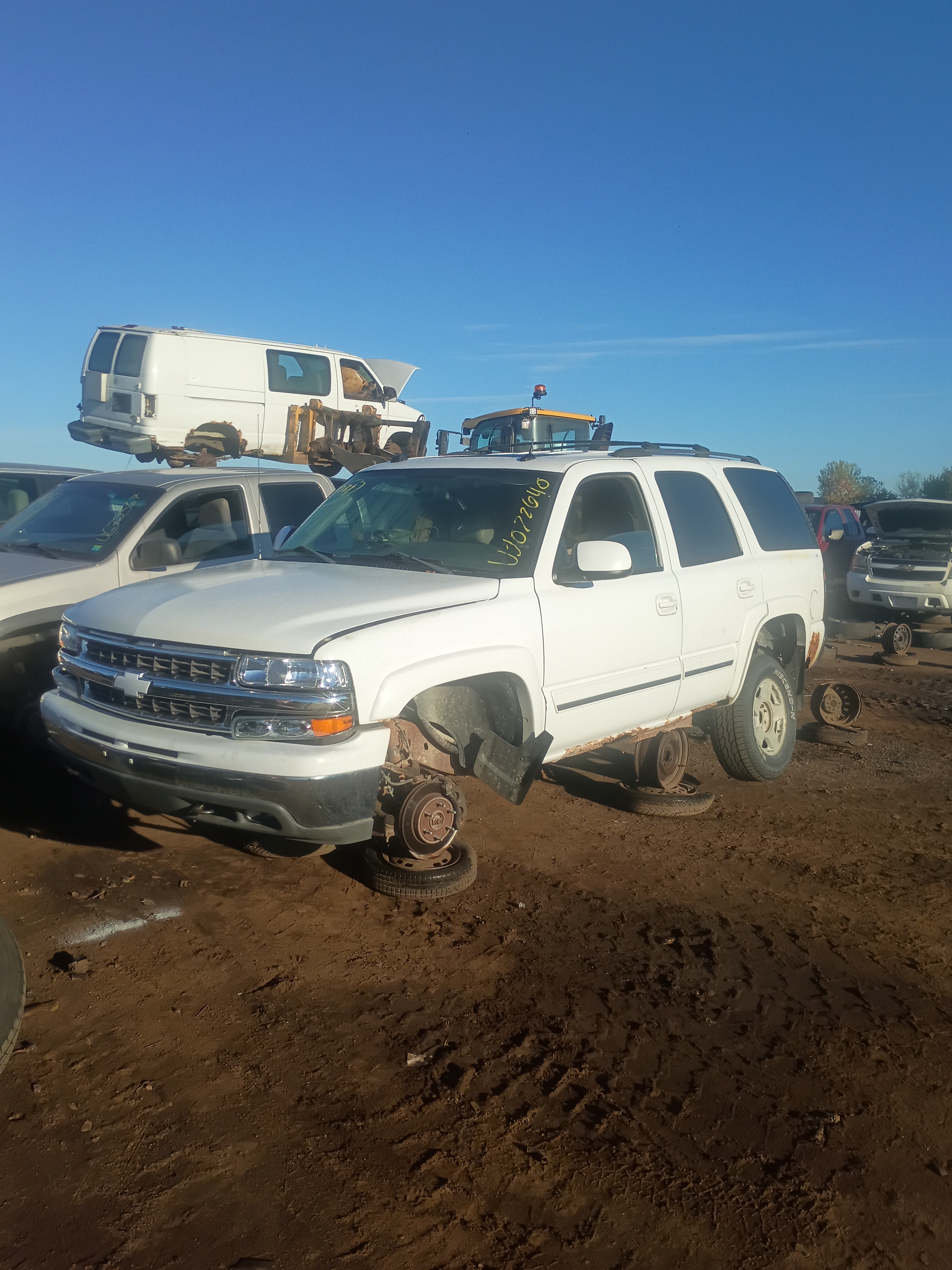 2004 CHEVROLET Tahoe