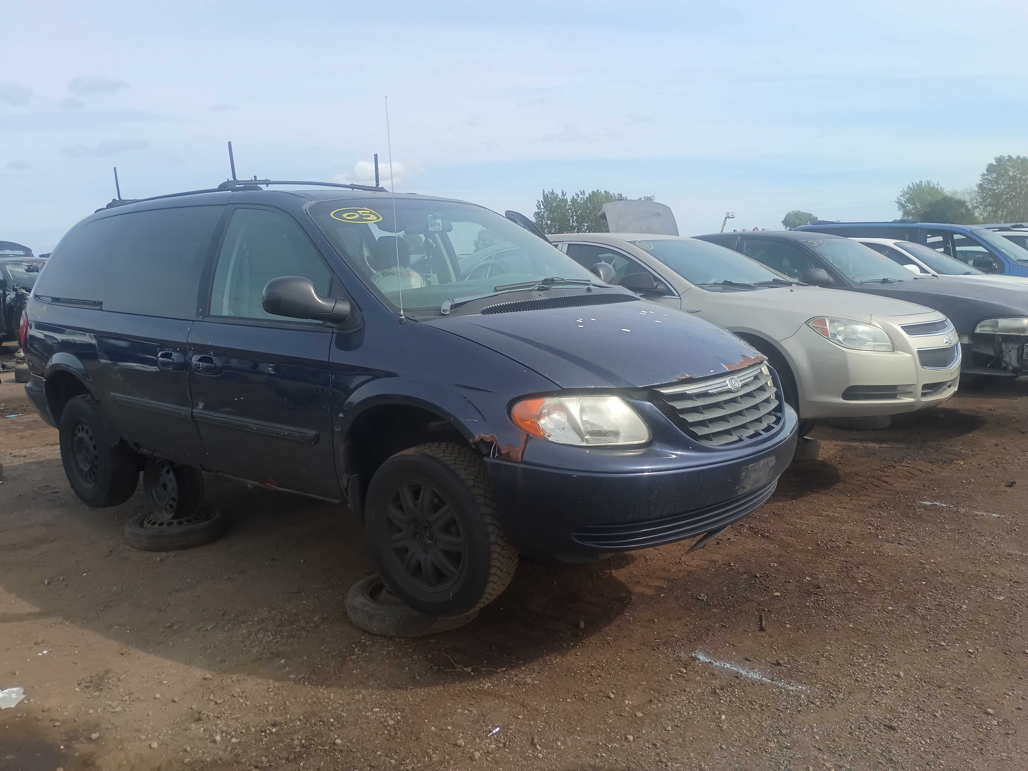 2005 CHRYSLER Town and Country