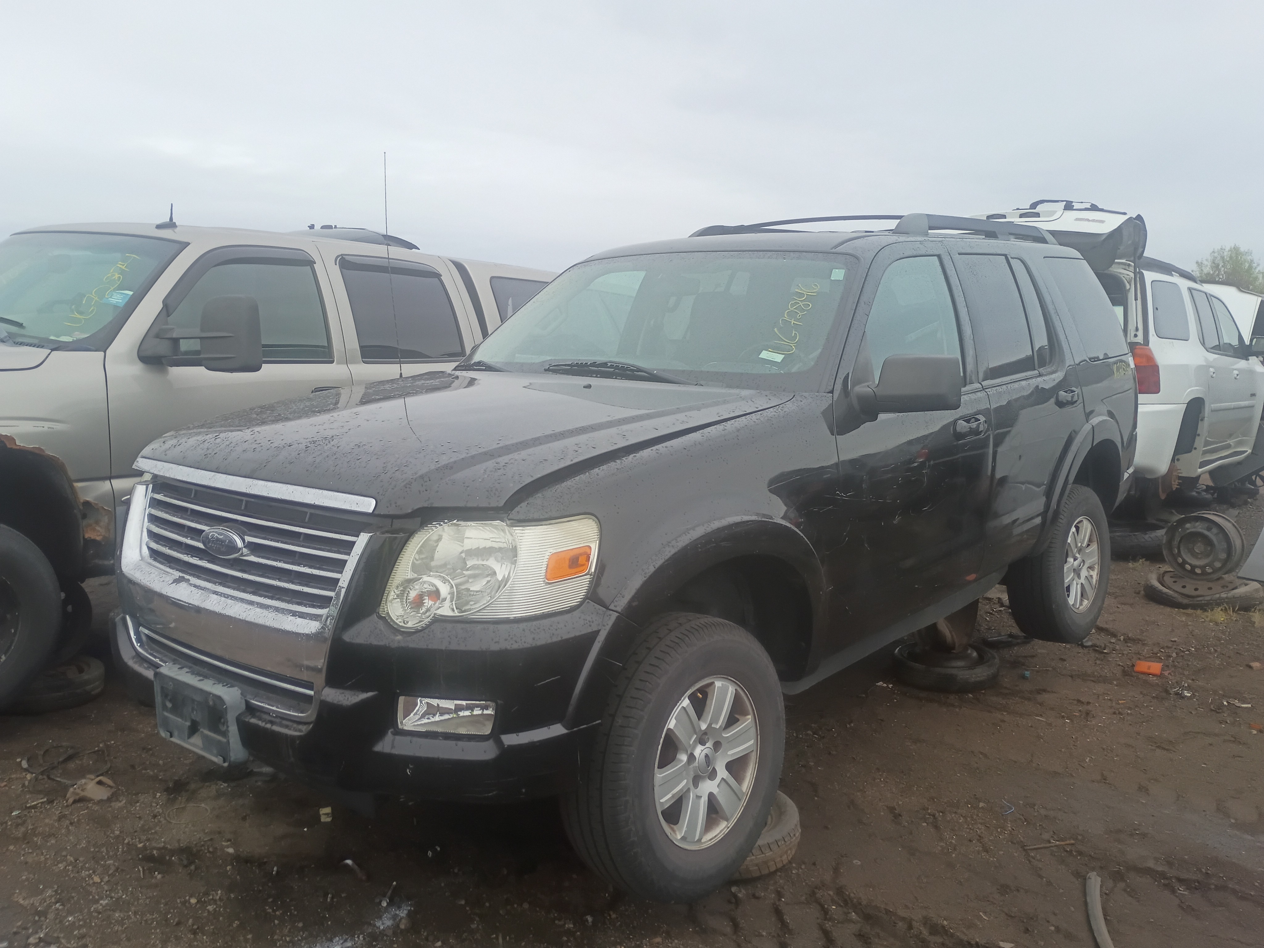 2010 FORD Explorer