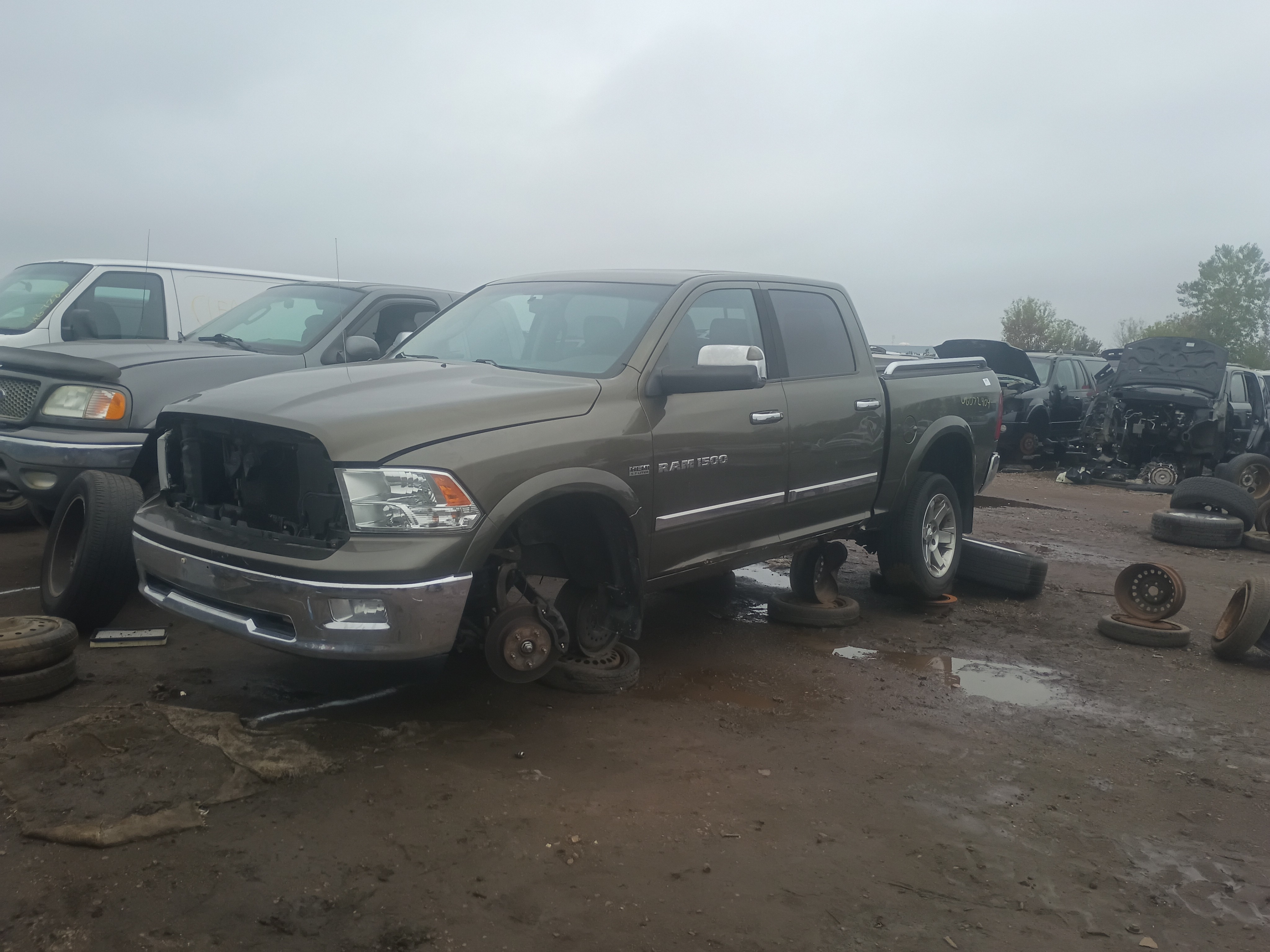 2012 DODGE Ram