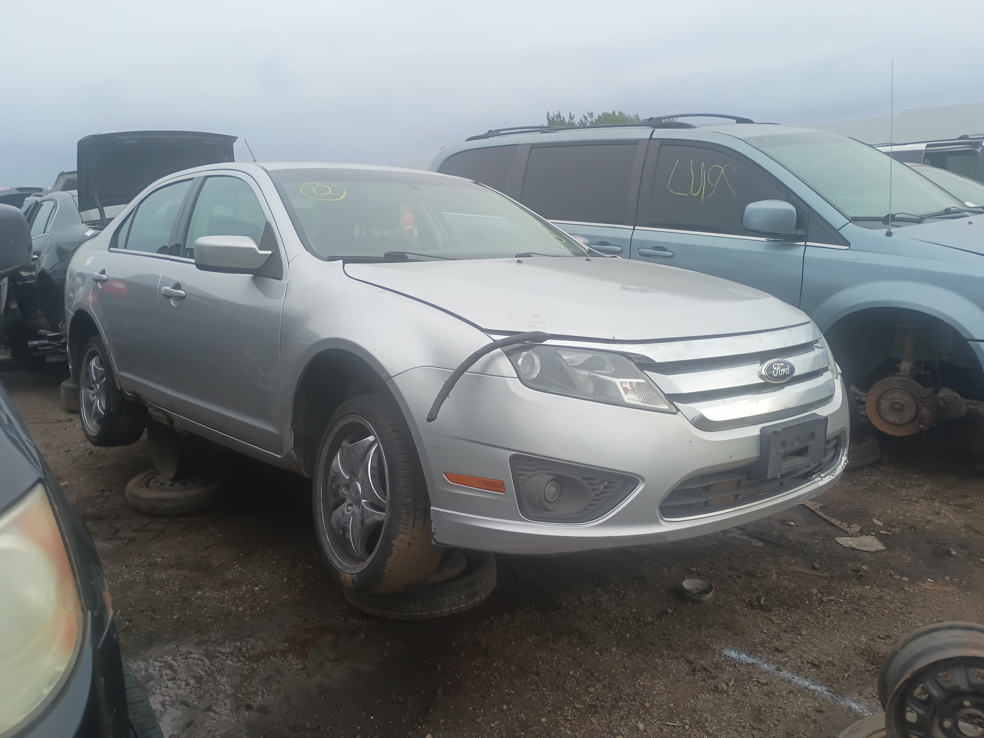2012 FORD Fusion