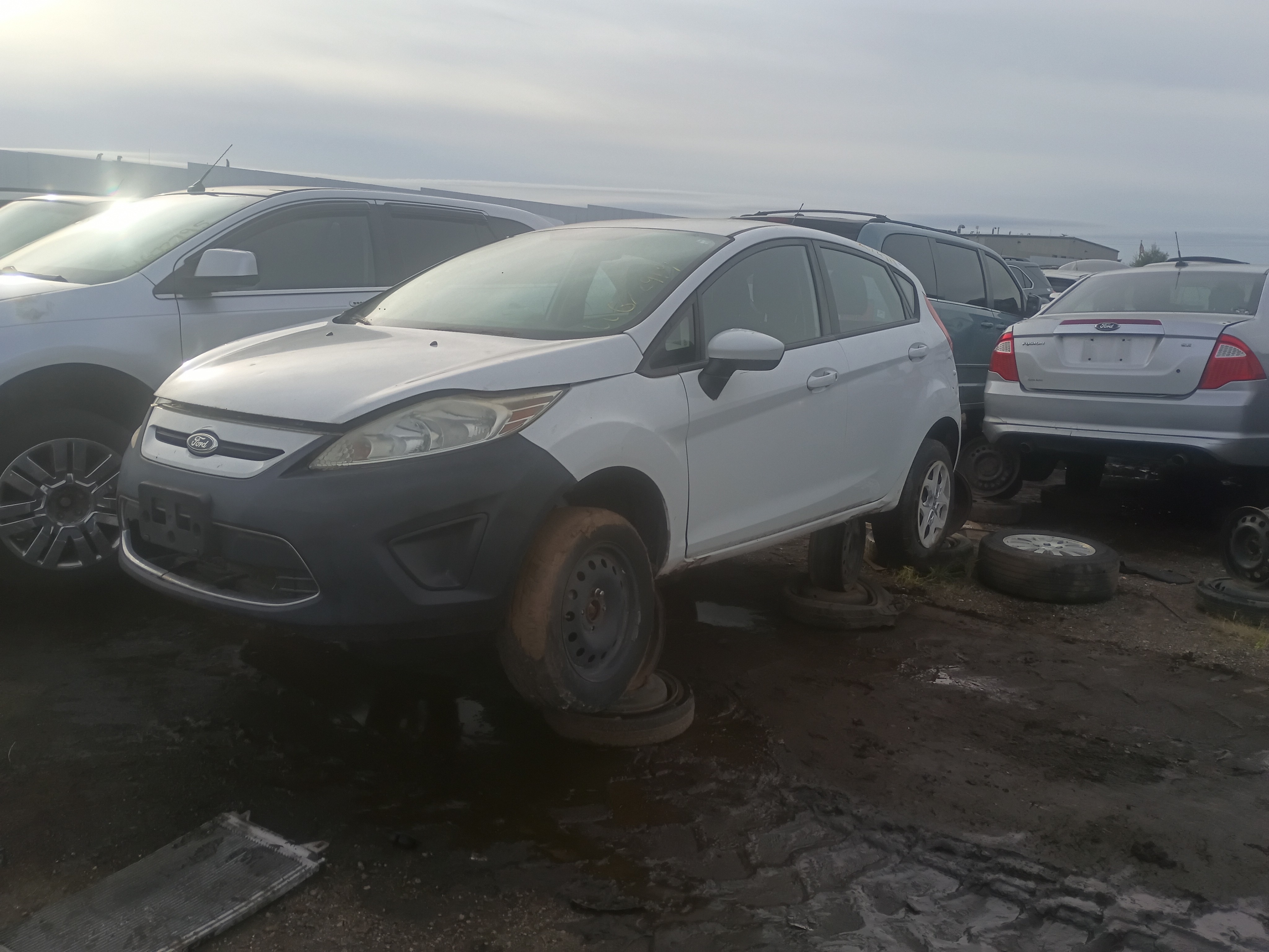2012 FORD Fiesta