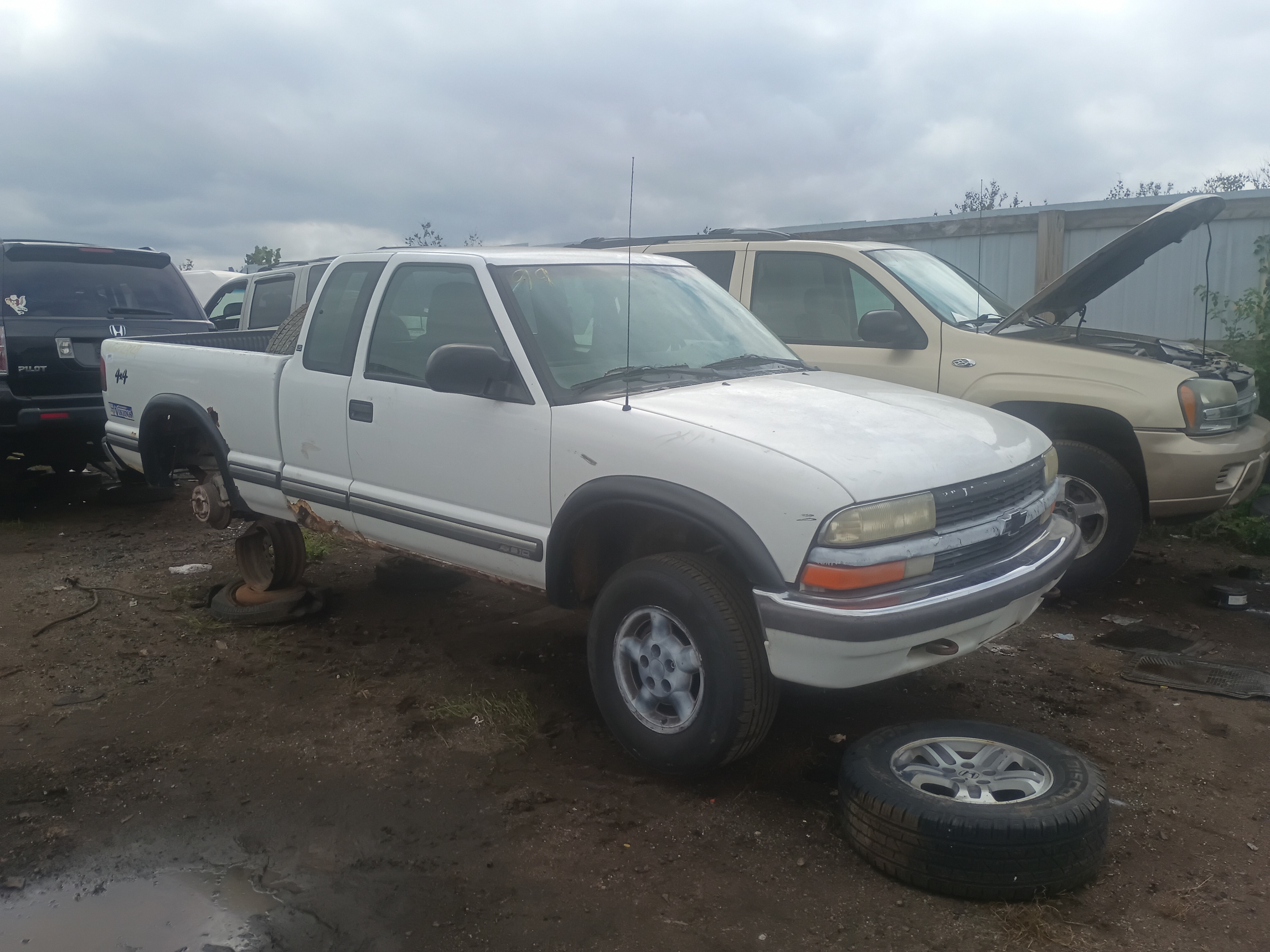 1999 CHEVROLET S-10 Pickup