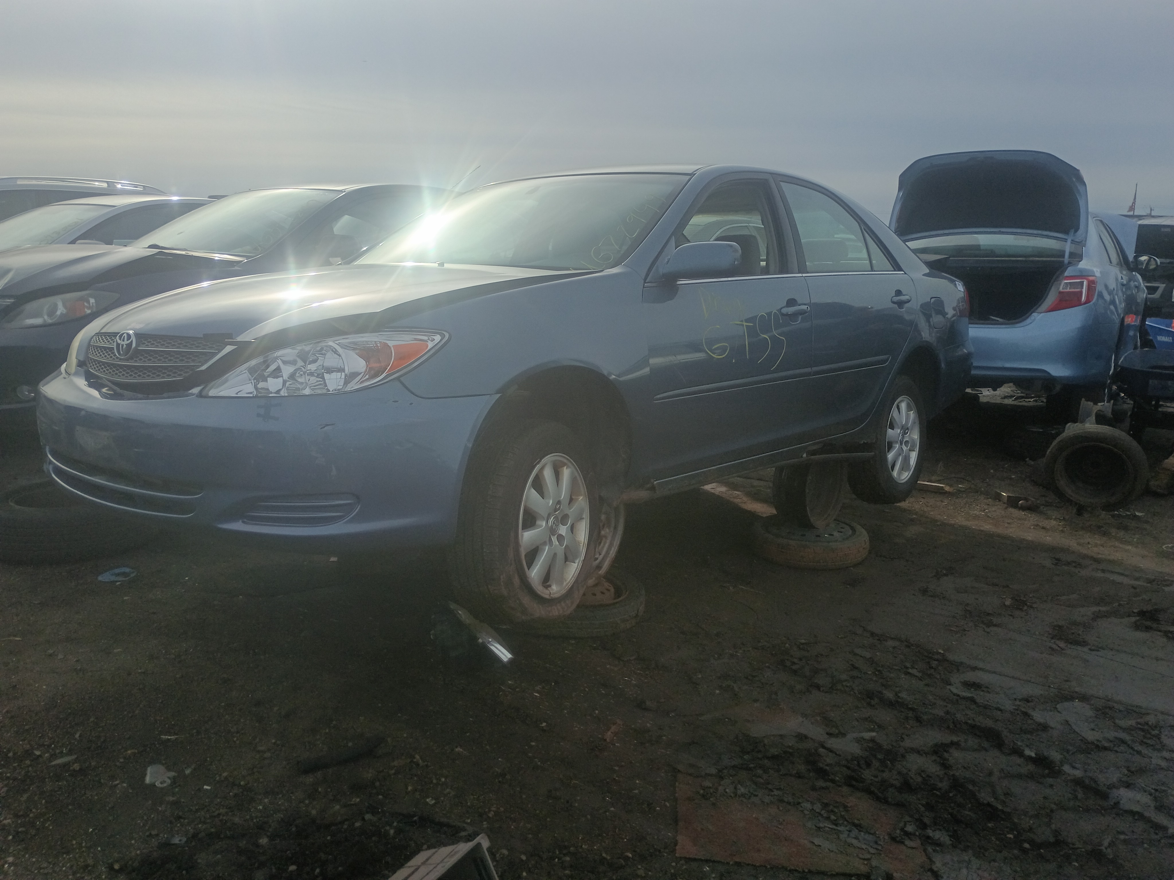 2004 TOYOTA Camry
