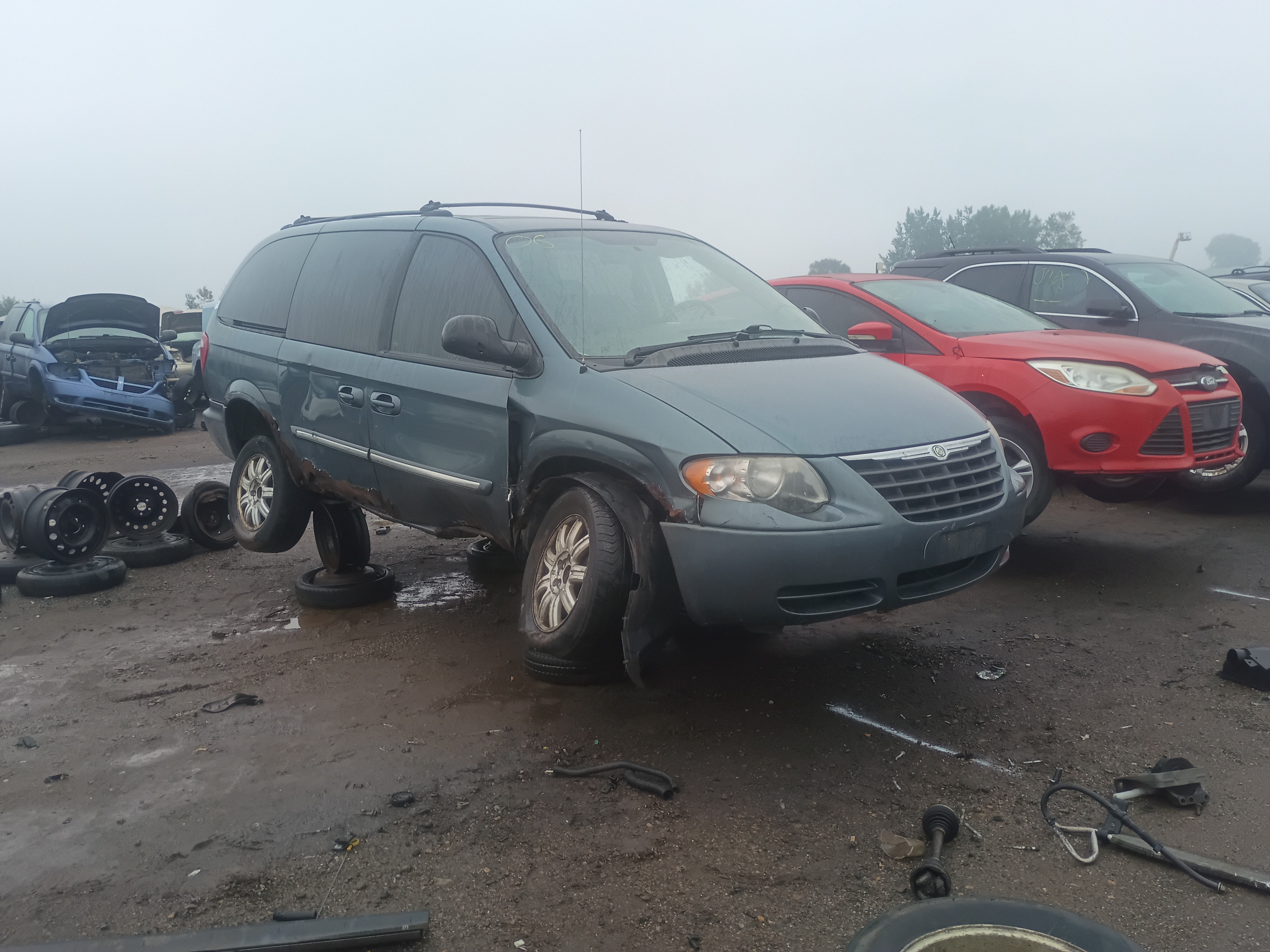 2006 CHRYSLER Town and Country